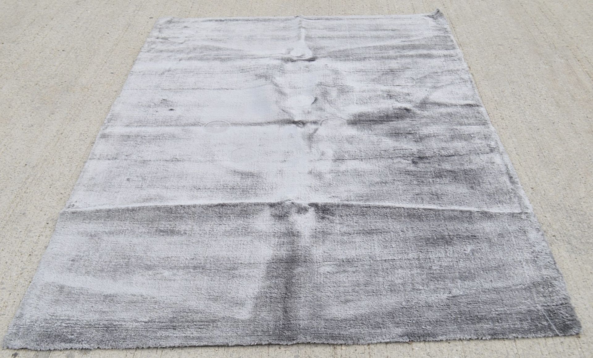 1 x PORADA 'Berry' Luxury Carpet Rug In A Rich Graphite Grey Tone - 160x230cm - Original RRP £1,119 - Image 2 of 7