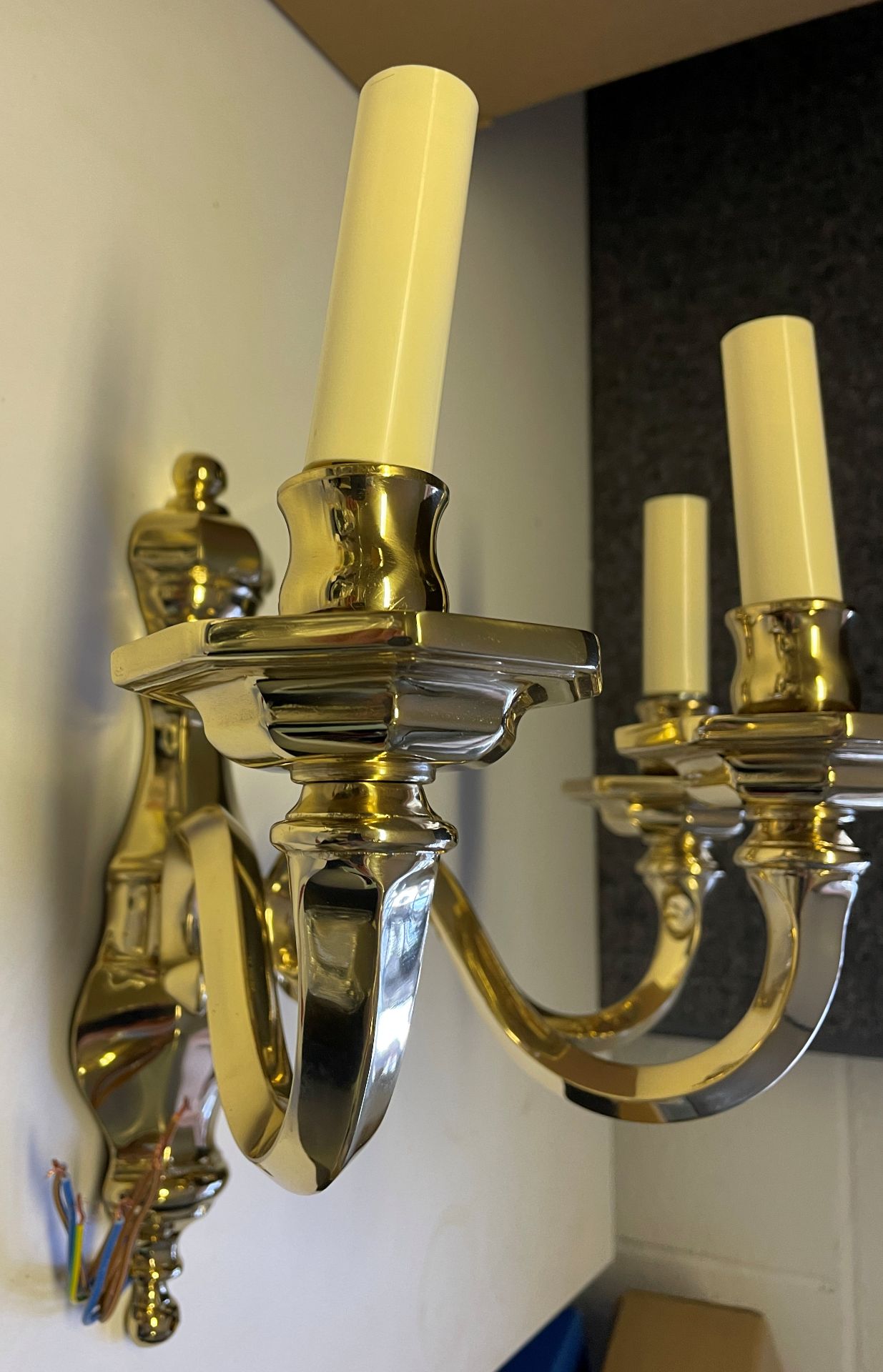 1 x Chelsom Substantial Wall Sconce with 3 Arms - Arm to arm 45cm x Height 34cm - designed exclusive - Image 6 of 12