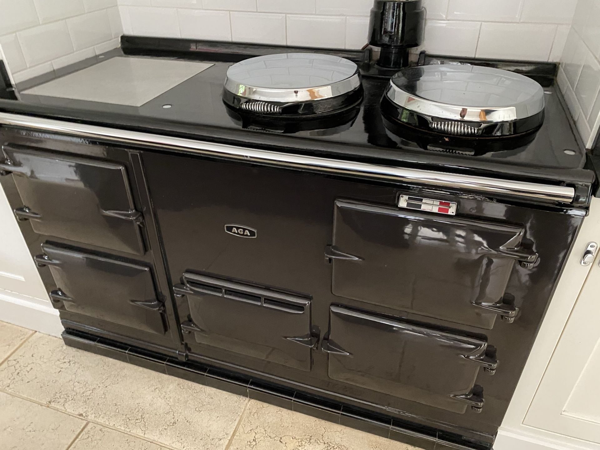1 x AGA Range Cooker Finished in Black - Features Four Ovens and Two Hot Plates - Recently - Image 5 of 7