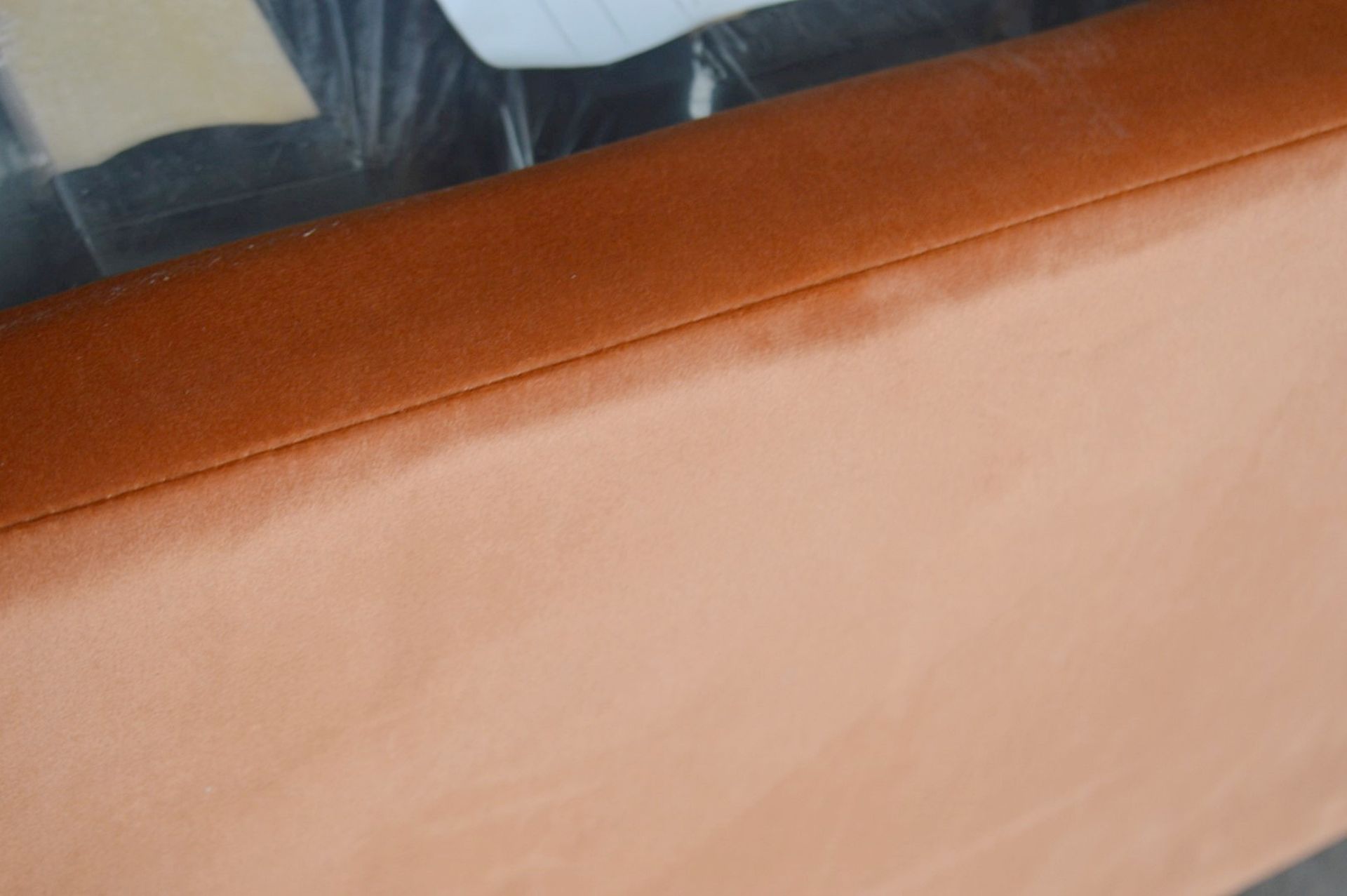 1 x TEMPUR Grafton Ottoman Double Bed Frame Upholstered In An Orange Velvet - Dimensions: 135x190cm - Image 8 of 10