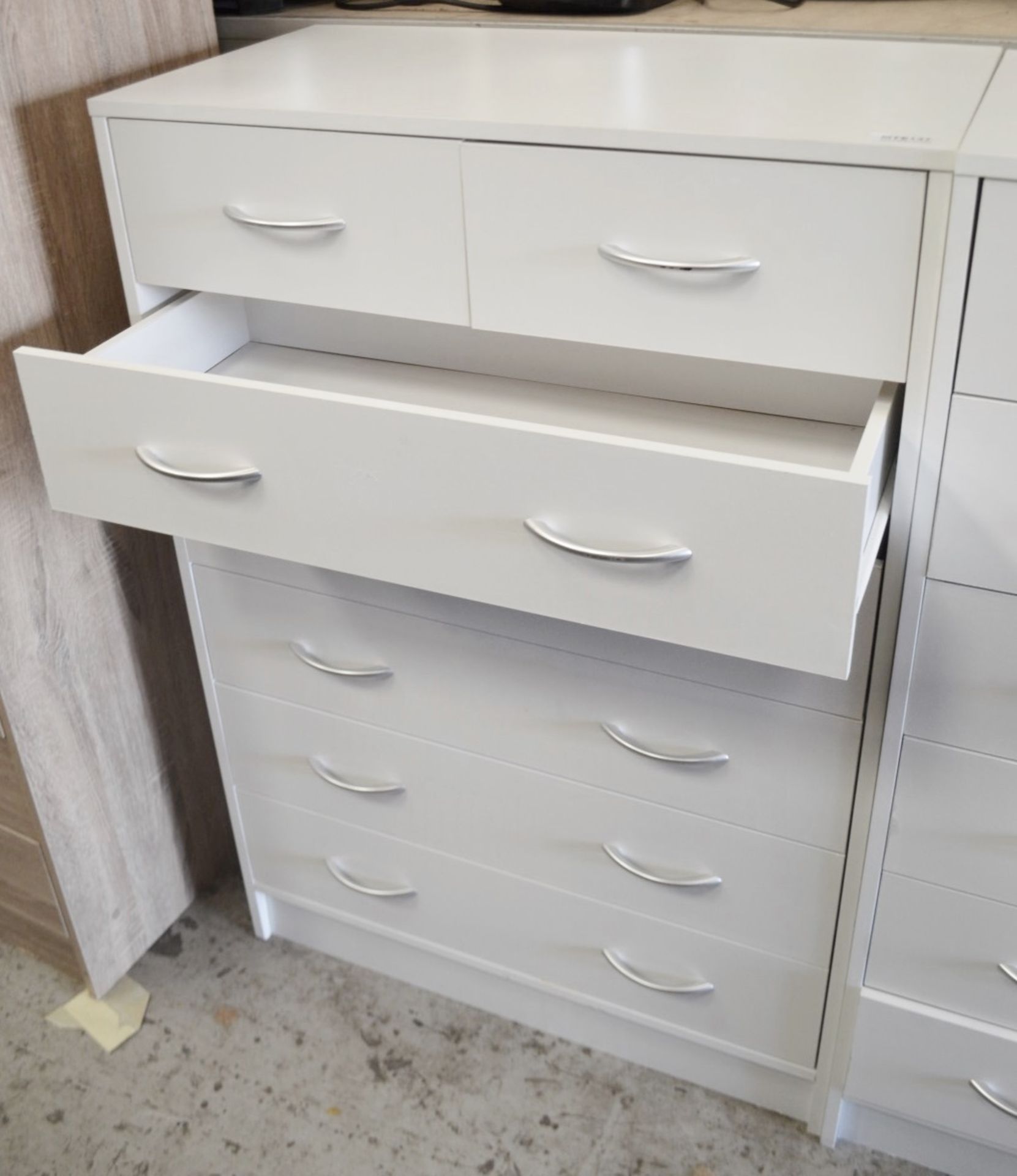 A Pair Of 7-Drawer Unit In White - Preowned, From An Exclusive Property - Dimensions: H108 x W74 x - Image 3 of 5