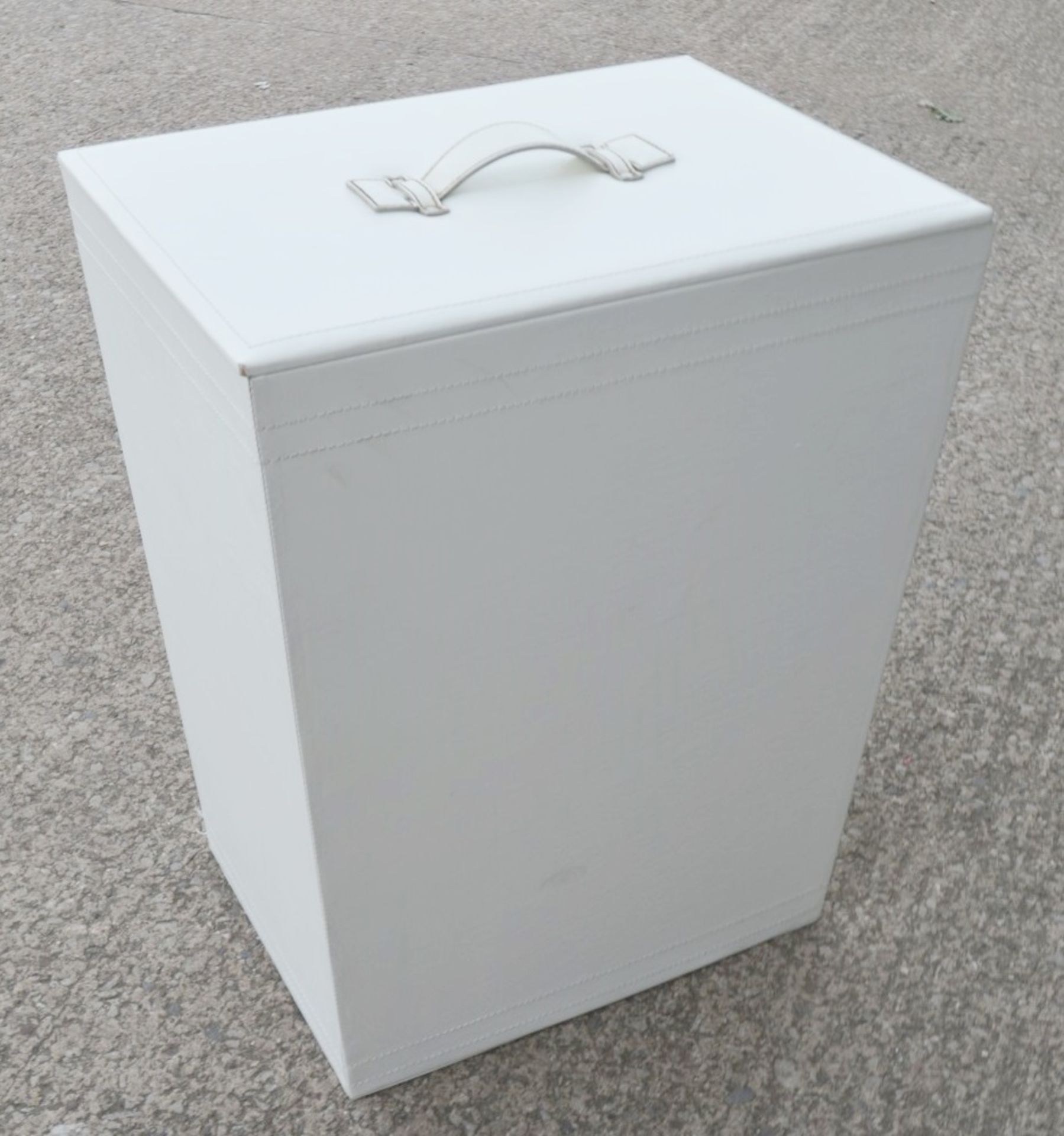 1 x Faux Leather Laundry Basket In Cream - Preowned, From An Exclusive Property - Dimensions: H56