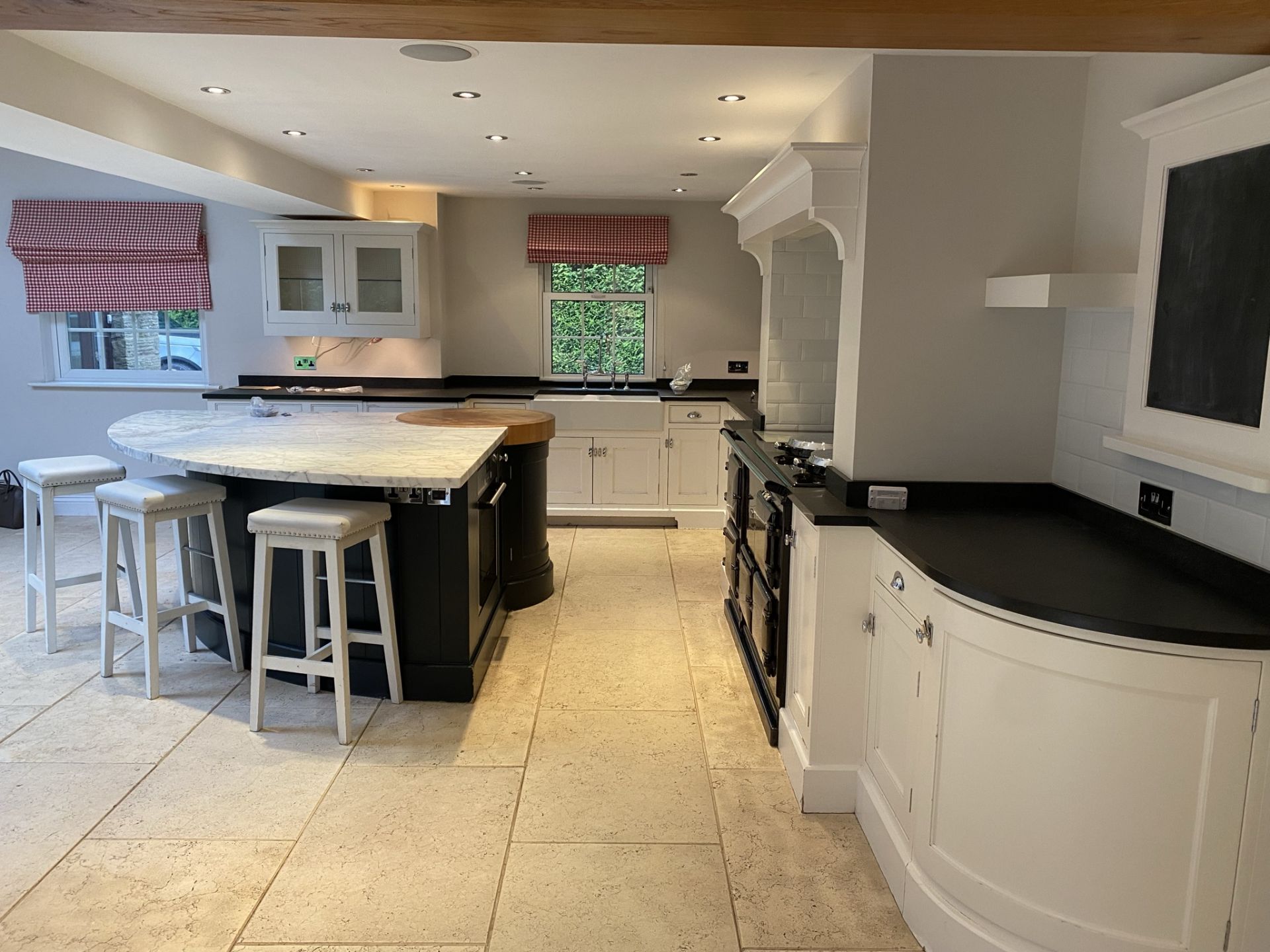 1 x Bespoke Jeremy Wood Fitted Kitchen Featuring Hand Painted Solid Wood Framed Doors, Semi Circle - Image 28 of 33