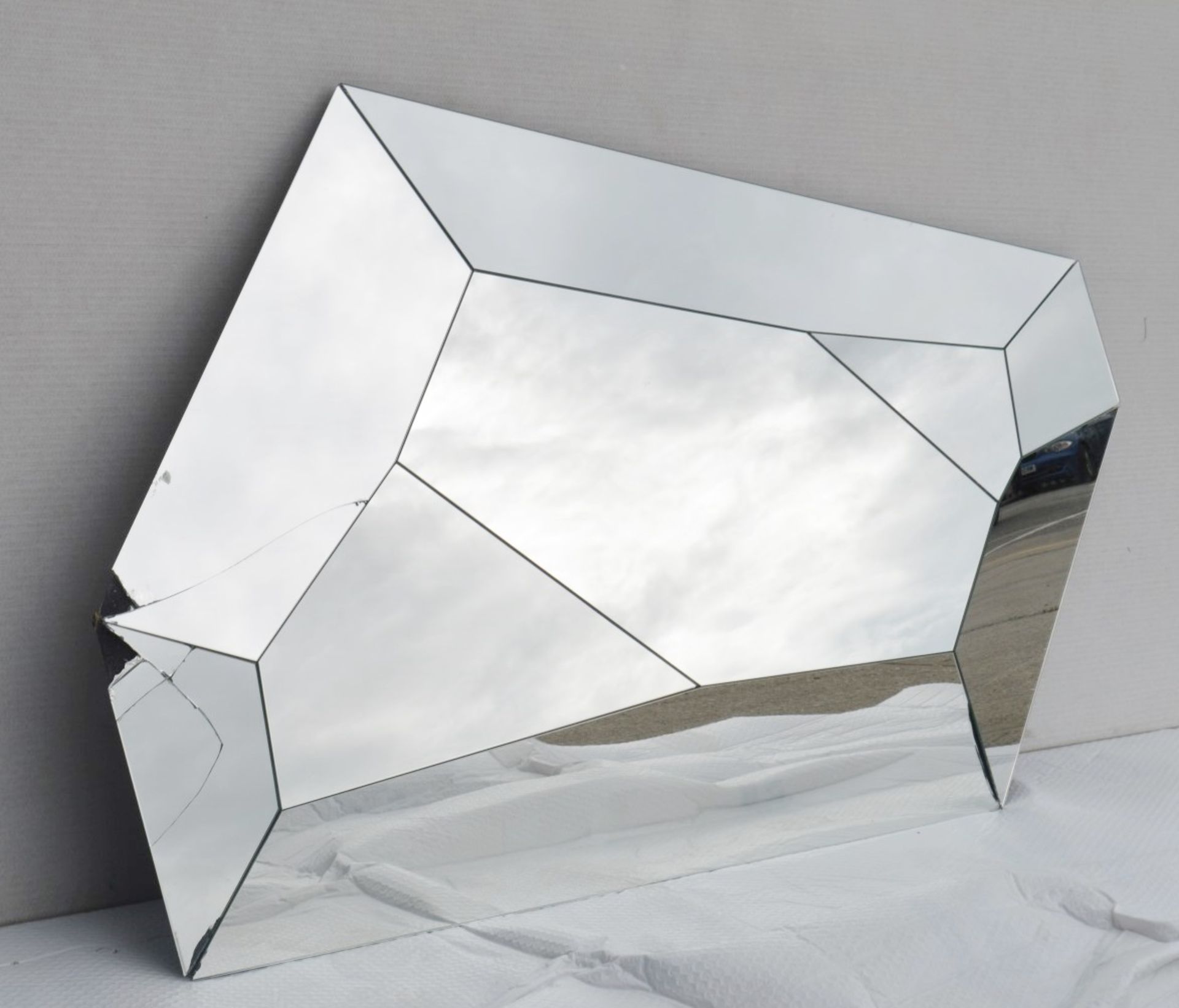 1 x CATTELAN 'Diamond' Designer Italian Wall Mirror - Dimensions: 91x164cm - Ref: 2805046/JUN21 - - Image 4 of 7