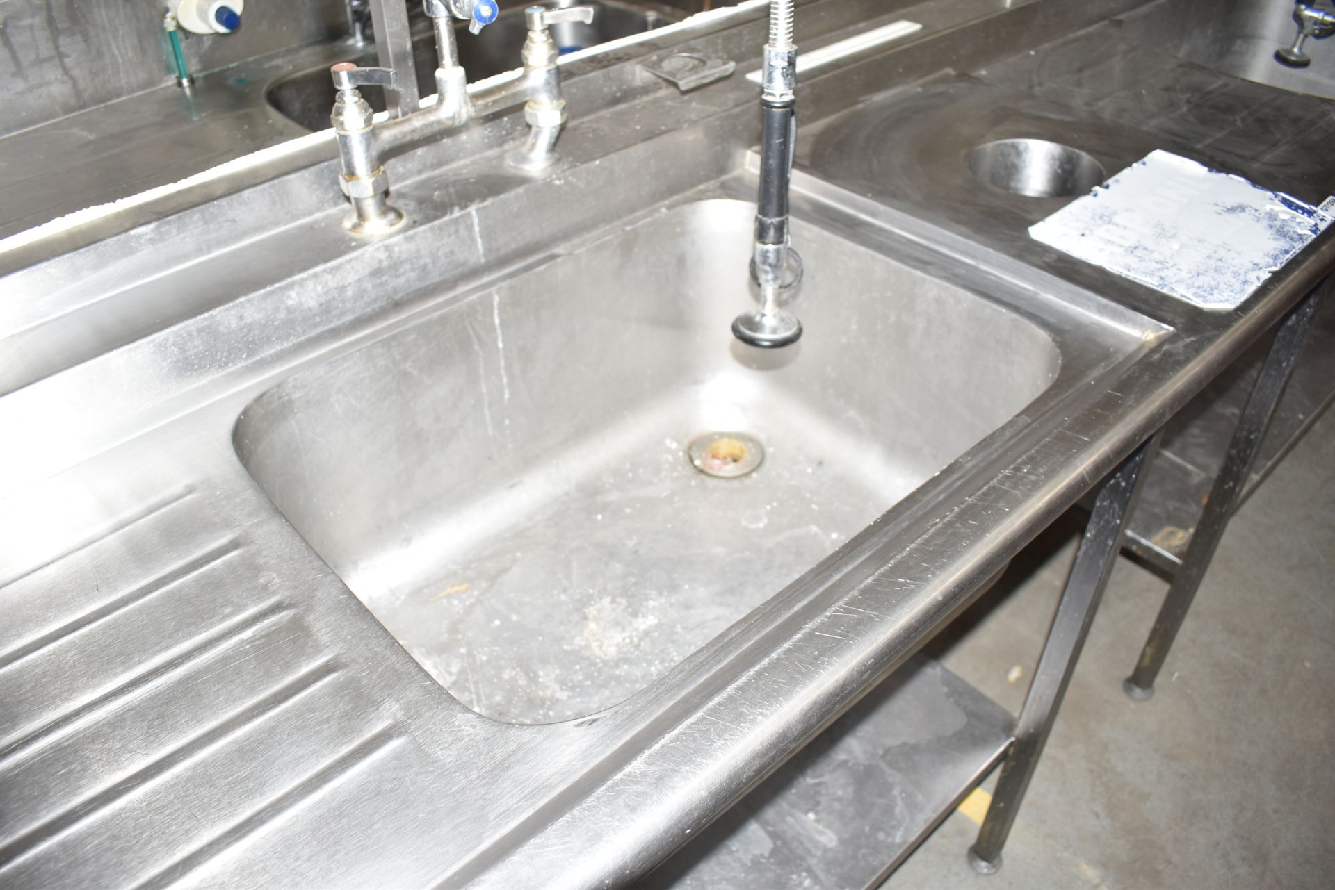 1 x Stainless Steel Commercial Wash Basin Unit With Twin Sink Bowl and Drainers, Mixer Taps, Spray - Image 5 of 12