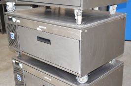 1 x Adande VCS Chef Base Chiller Drawer Uit With Side Engine, Solid Worktop for Appliances and
