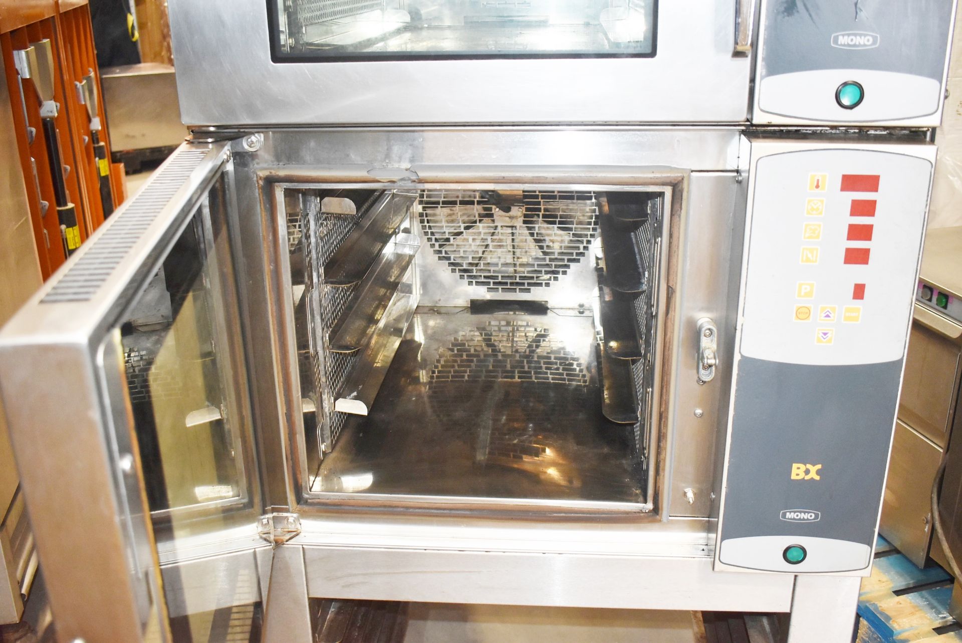 1 x Mono BX Bake Off Double Convection Steam Oven With Stainless Steel Exterior and Stand - Recently - Image 3 of 8