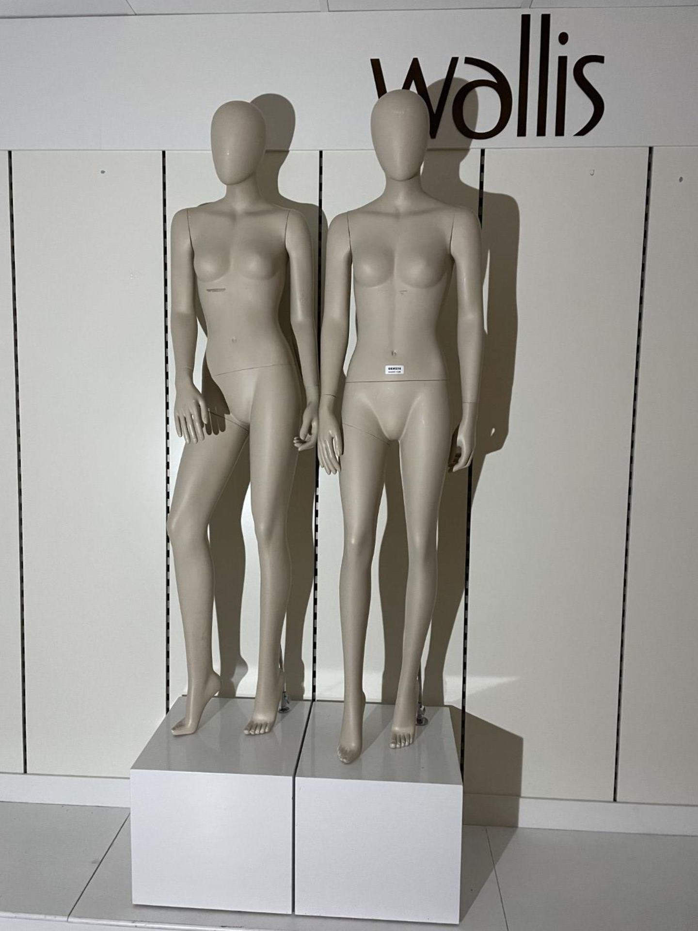 2 x Full Size Female Mannequins on Pedestal Plinth Stands - CL670 - Ref: GEM236 - Location: - Image 2 of 11