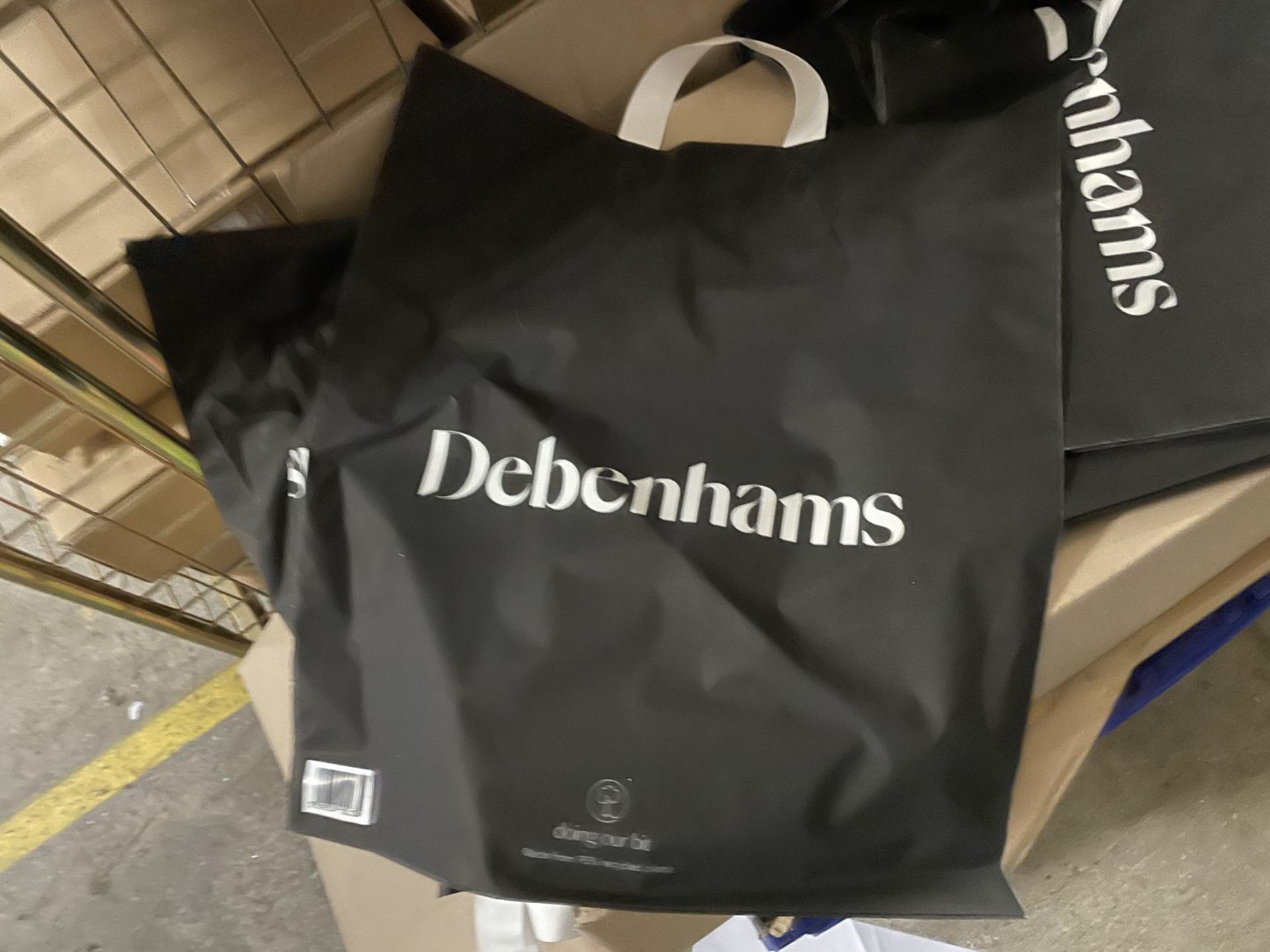 40 x Boxes of Debenhams High Quality Shopping Bags - Brand New Boxes - CL670 - Ref: GEM283A -