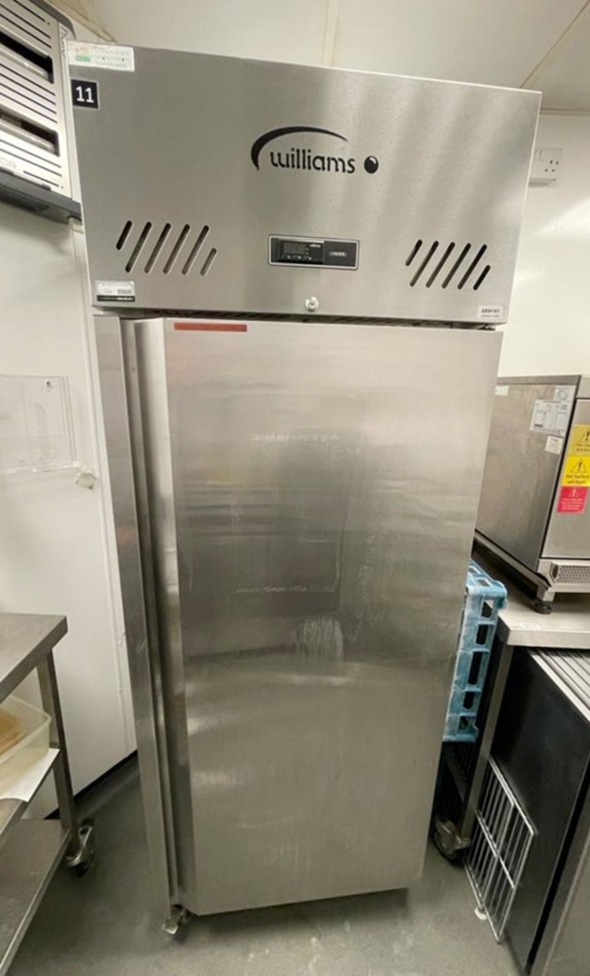 1 x Williams HJ1SA Commercial Upright Refrigerator With Stainless Steel Exterior - CL670 - Ref: - Image 5 of 6