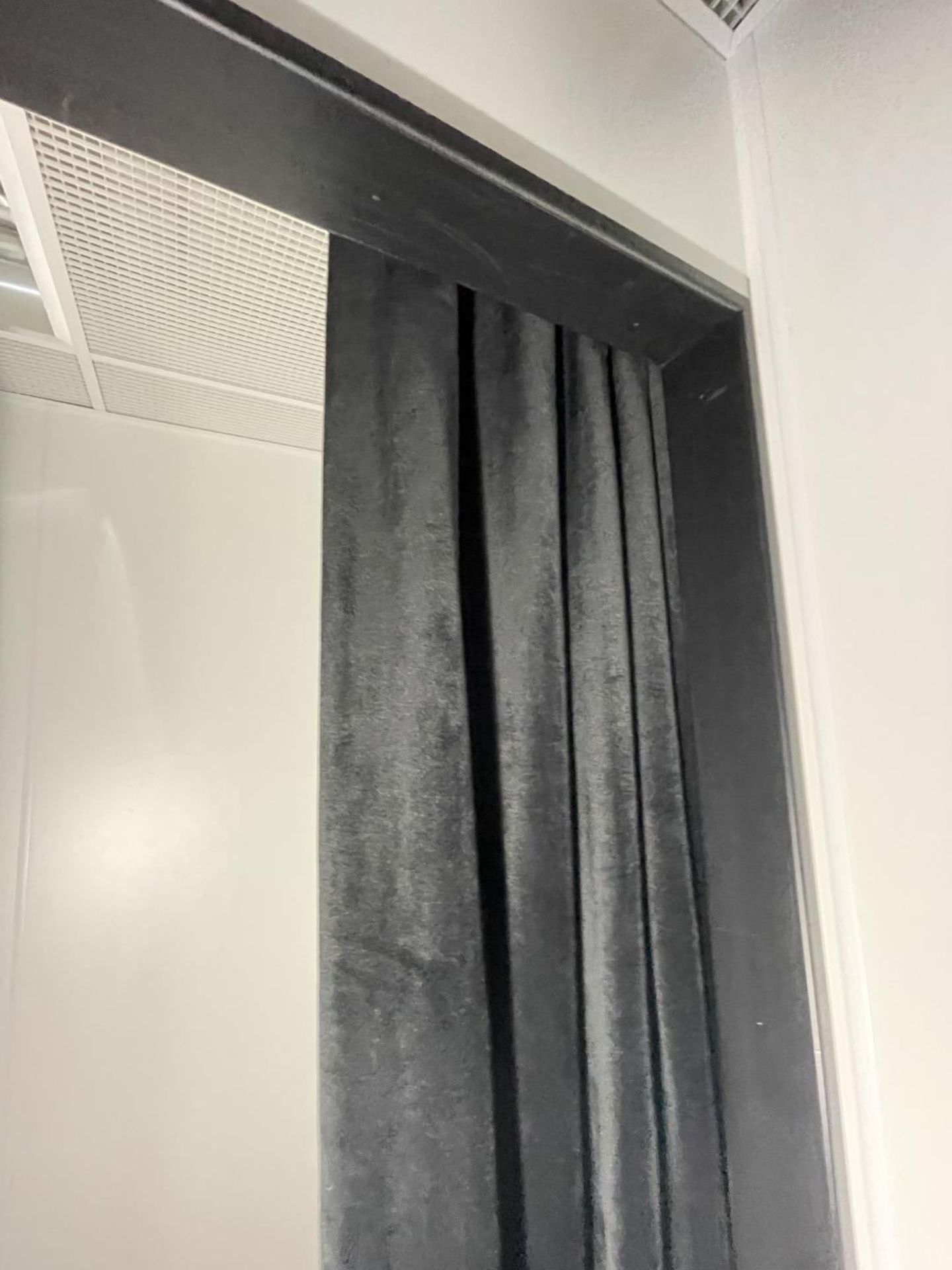 Contents of Customer Changing Rooms - Includes 4 x Black Curtains With Rails, 4 x Mirrors With Black - Image 12 of 16