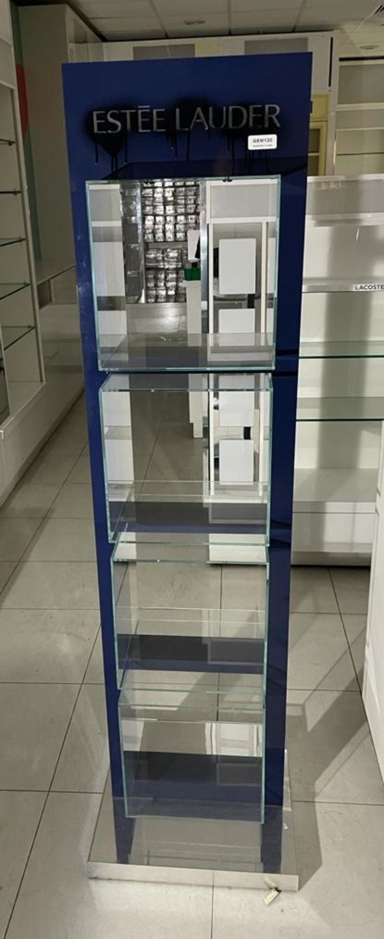 1 x Estee Lauder Free Standing Retail Display Unit With Glass Cube Display Shelves - Size H175 x W49 - Image 5 of 8