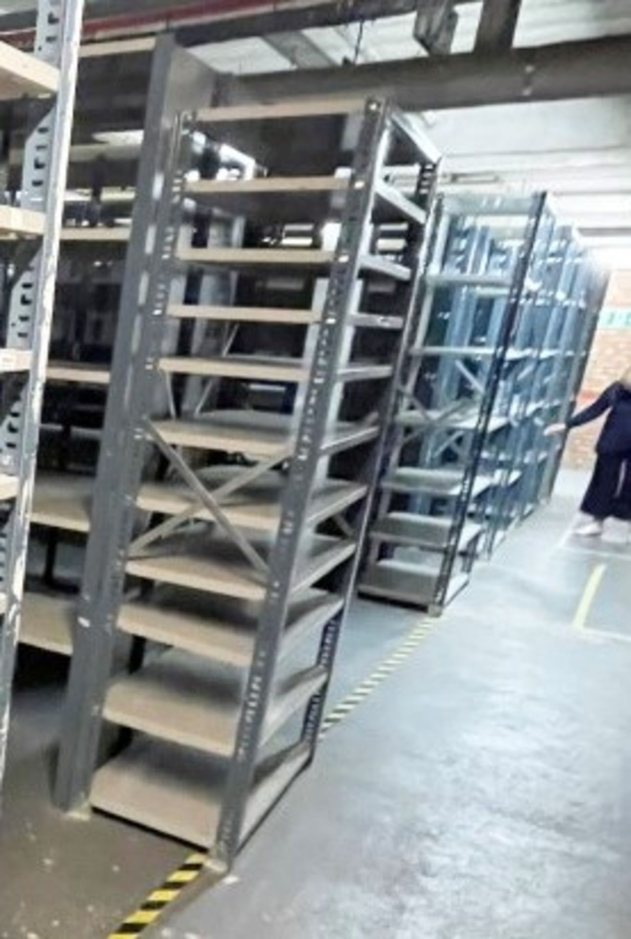 7 x Bays of Metal Warehouse Storage Shelving - H270 x W100 x D52 cms - 100cm Width Per Bay - CL670 - - Image 2 of 2