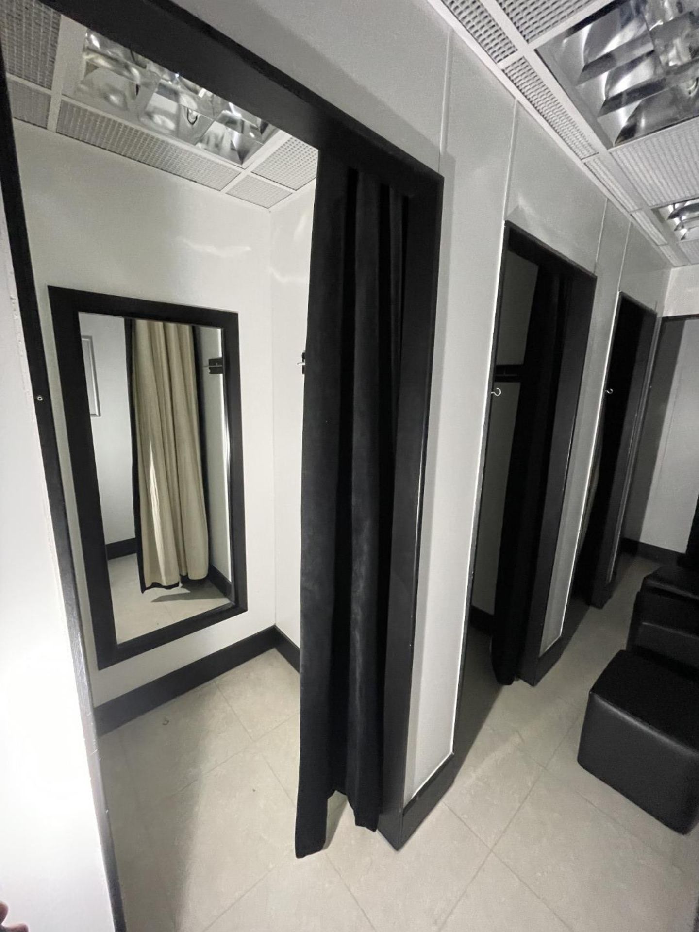 Contents of Customer Changing Rooms - Includes 4 x Black Curtains With Rails, 4 x Mirrors With Black - Image 6 of 16