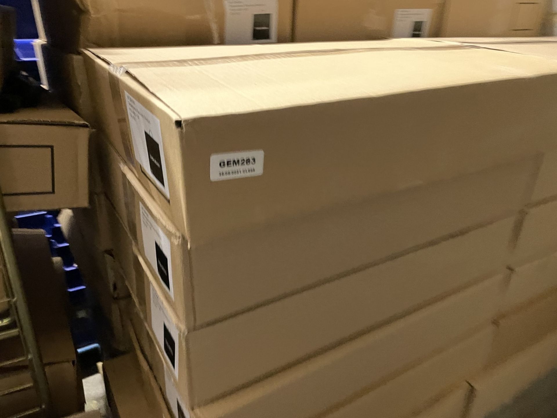 40 x Boxes of Debenhams High Quality Shopping Bags - Brand New Boxes - CL670 - Ref: GEM283A - - Image 3 of 3