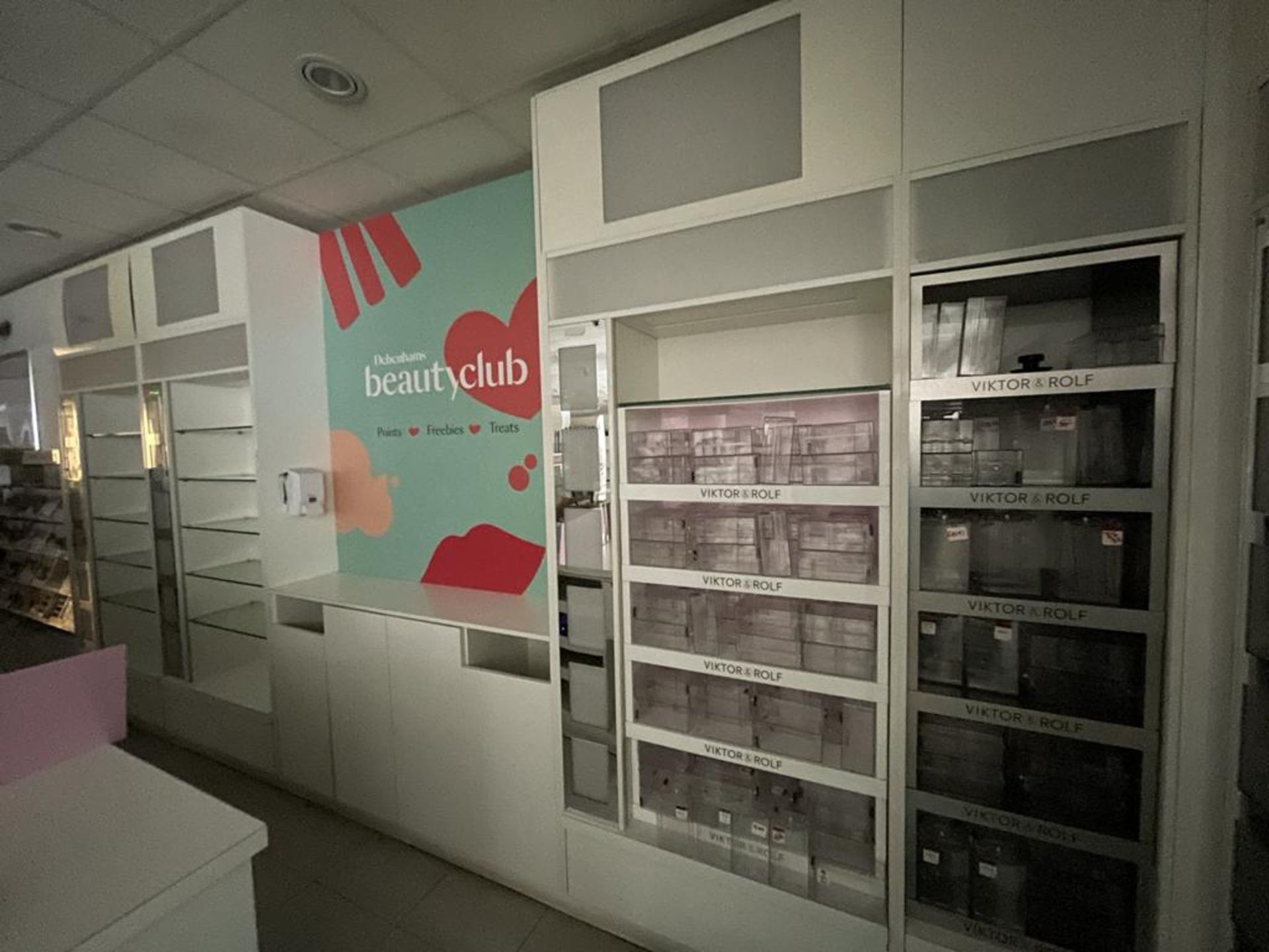 4 x Upright Retail Display Units Featuring Adjustable Glass Shelves, Illuminated Light Boxes and