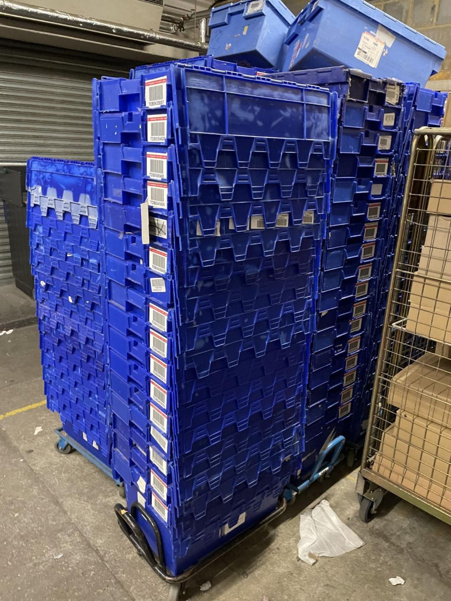 Approximately 80 x Storage Tote Boxes With Lids - CL670 - Ref: GEM280A - Location: Gravesend, DA11 - Image 3 of 4