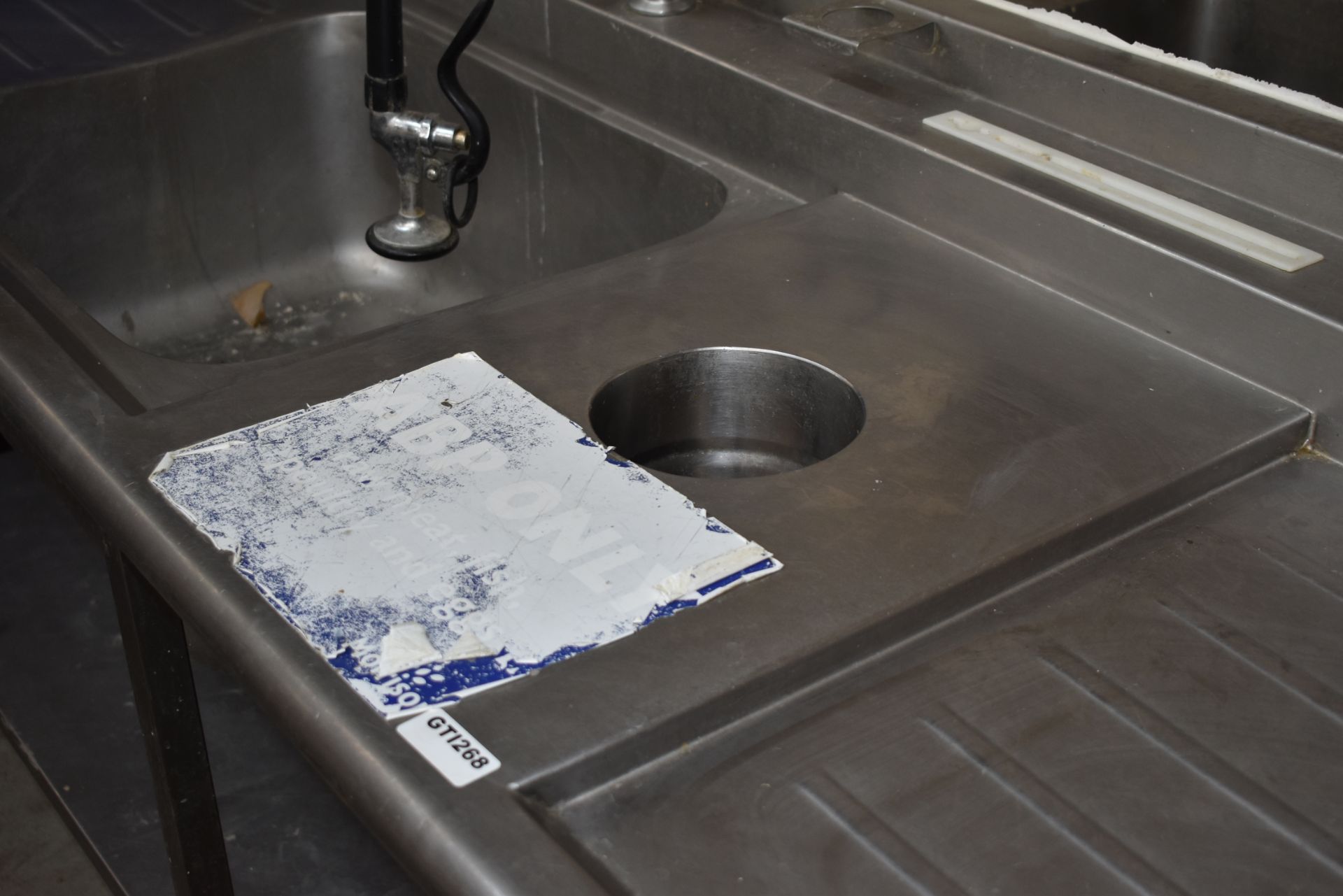 1 x Stainless Steel Commercial Wash Basin Unit With Twin Sink Bowl and Drainers, Mixer Taps, Spray - Image 3 of 12