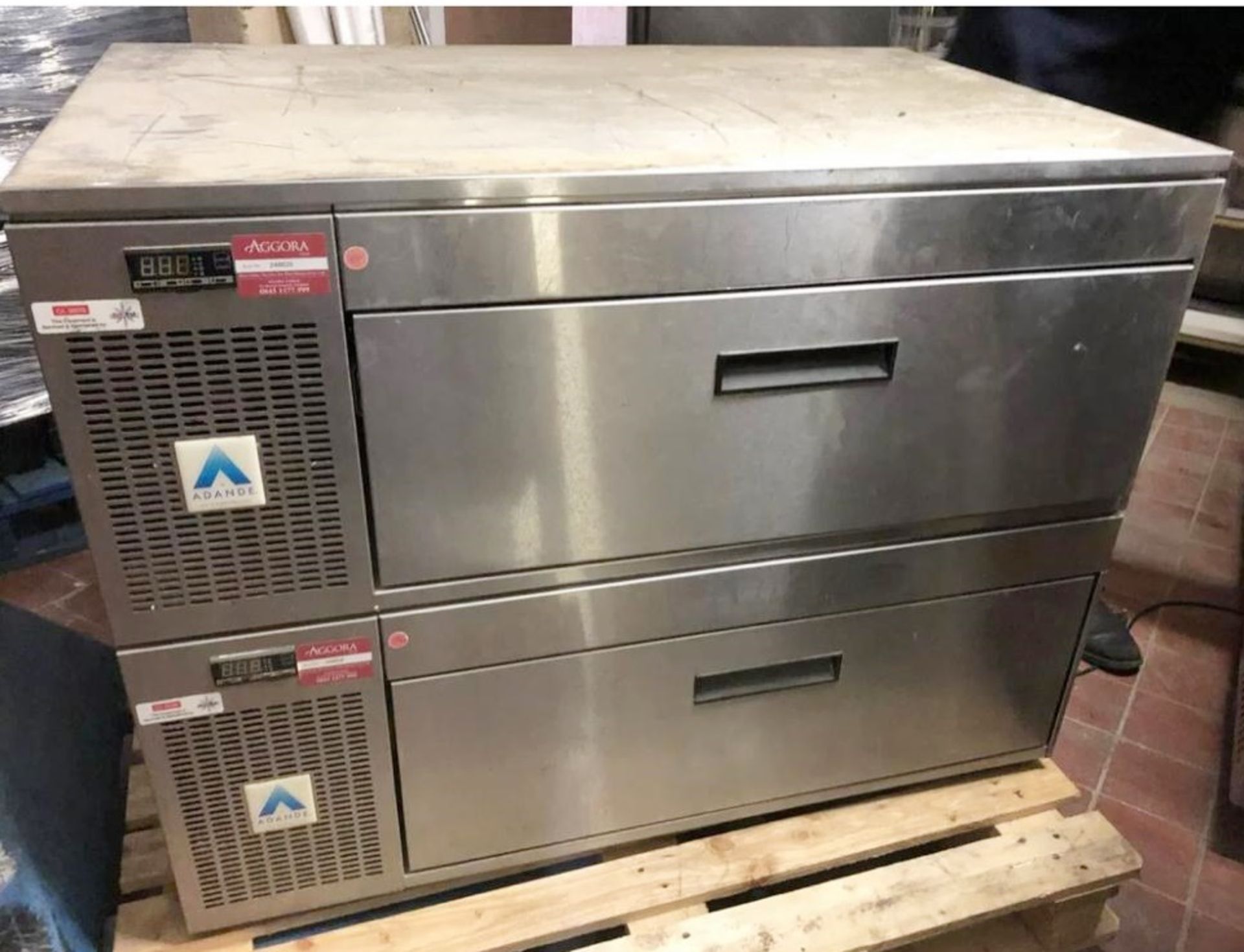 1 x ADANDE Commercial Kitchen Under Counter Twin Drawer Refrigerator Unit - CL667 - Location: