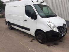 2015 Renault Master Fridge Freezer MWB FWD MM35dCi 125 Business Medium Roof Van - CL505 - Location: