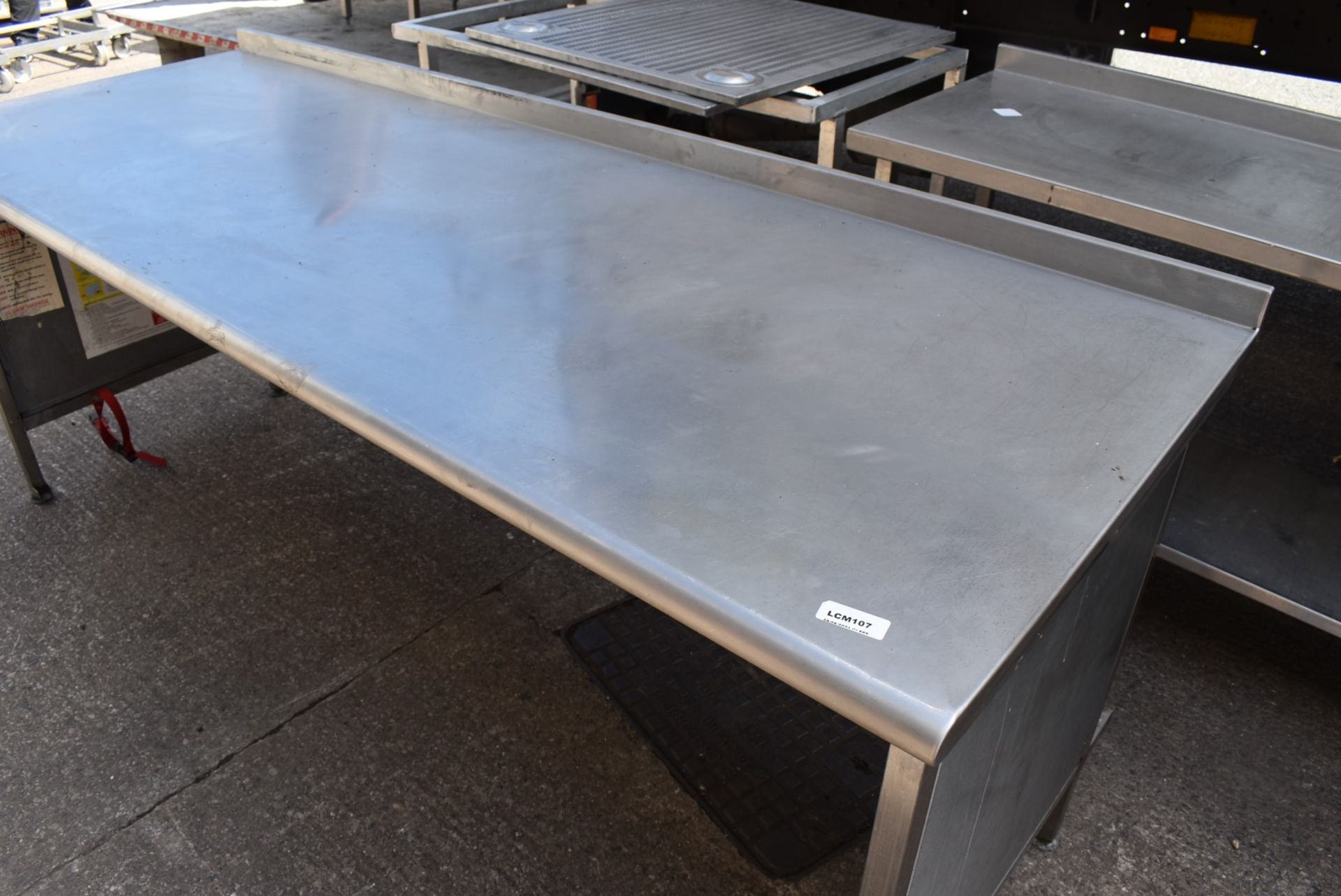 1 x Stainless Steel Prep Table With Closed Back and Sides - Dimensions: H87 x W200 x D80 cms - - Image 5 of 7