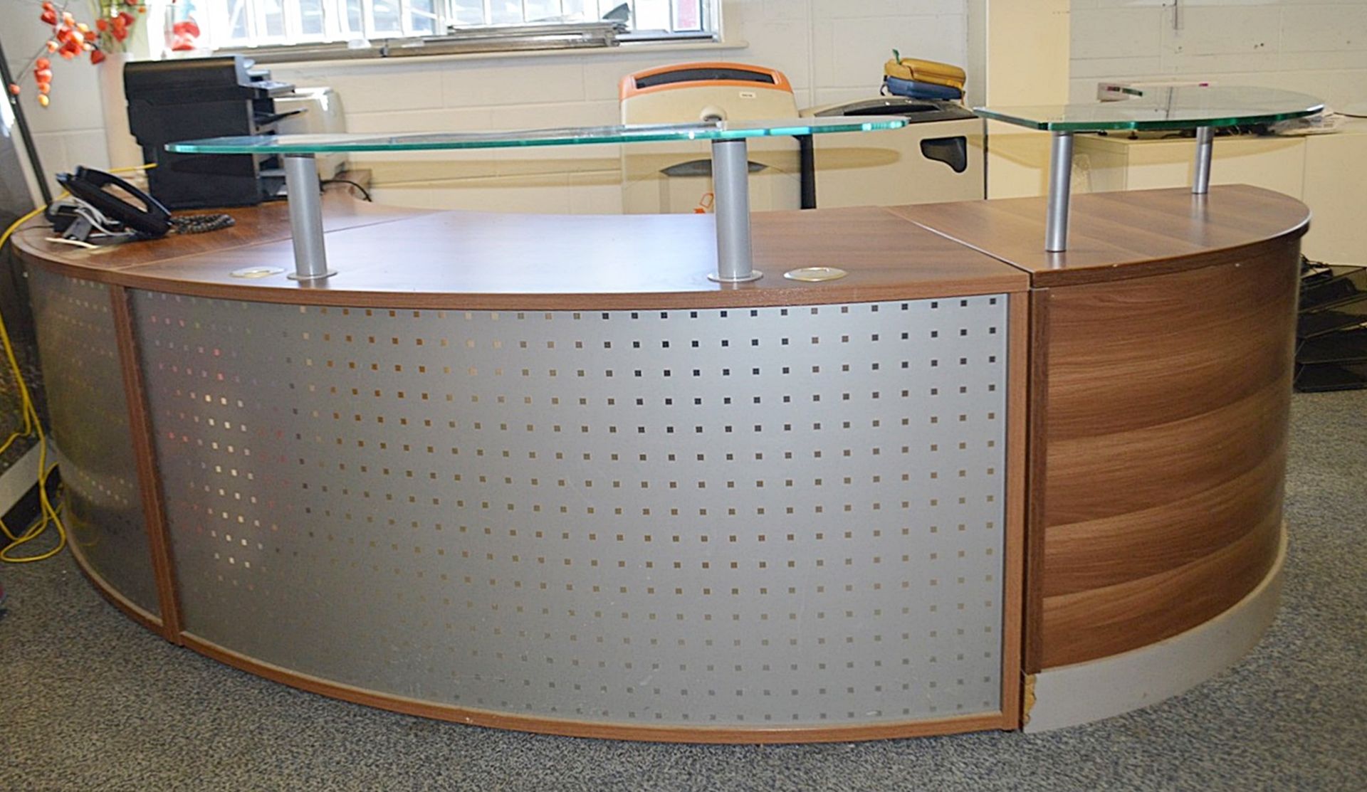 1 x Curved 3-Metre Wide Executive Reception Desk - Recently Removed From A Working Office - Image 2 of 12