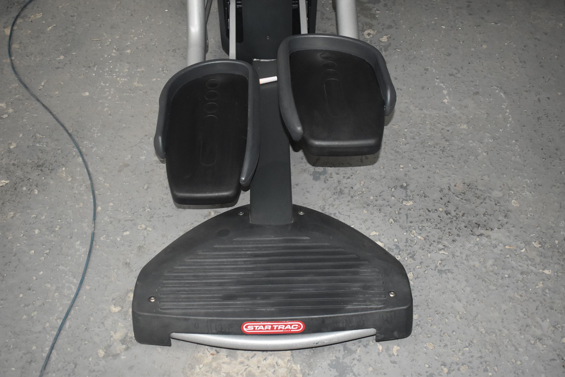 1 x Star Trac Commercial Excercise Elliptical Cross Trainer - CL011 - Ref SL307 GIT -  Location: - Image 5 of 11