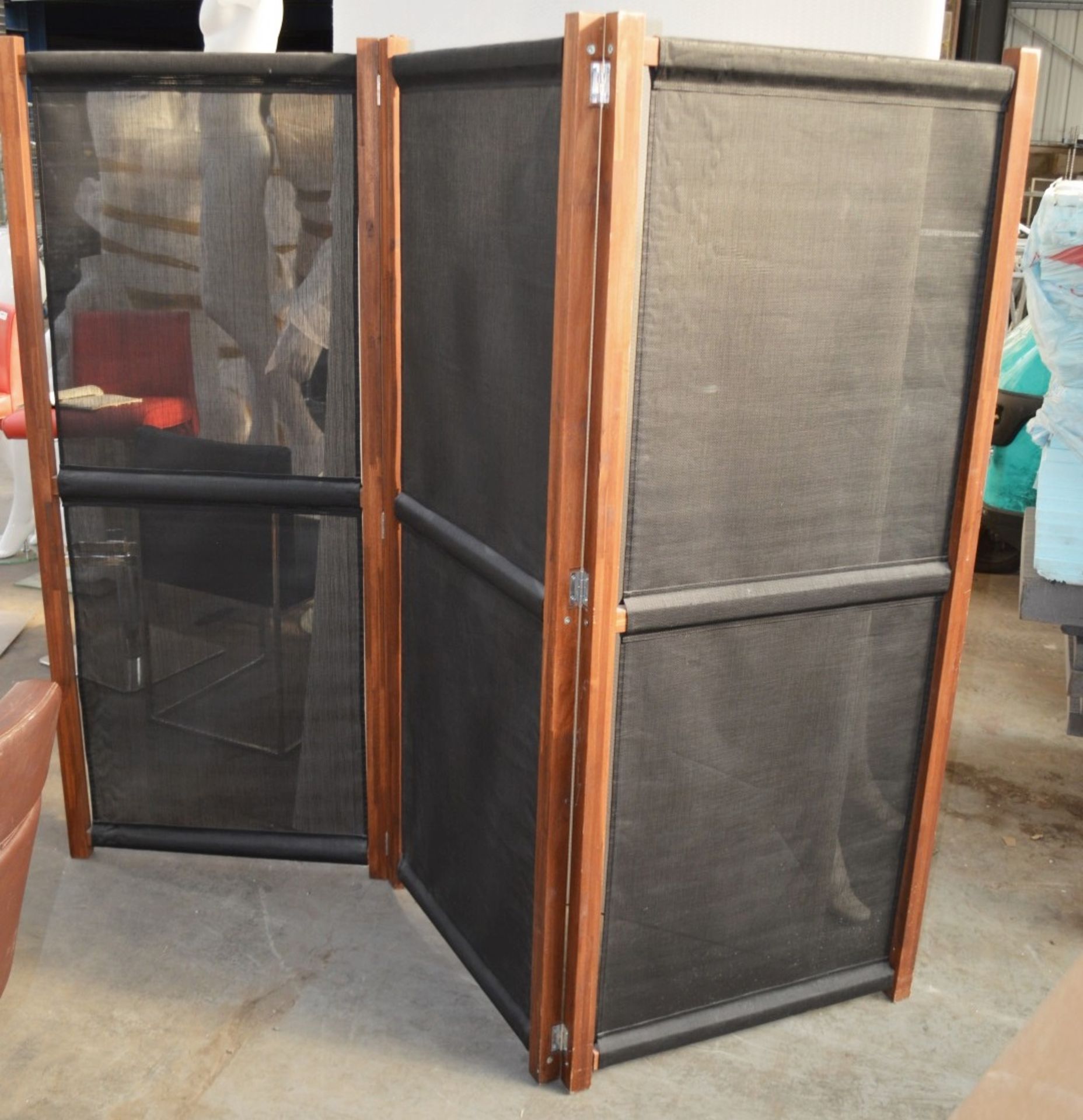 1 x 3-Panel Dressing Screen / Divider  - Dimensions (approx): H180 x W135cm - Ref: MHB115 - Image 2 of 4