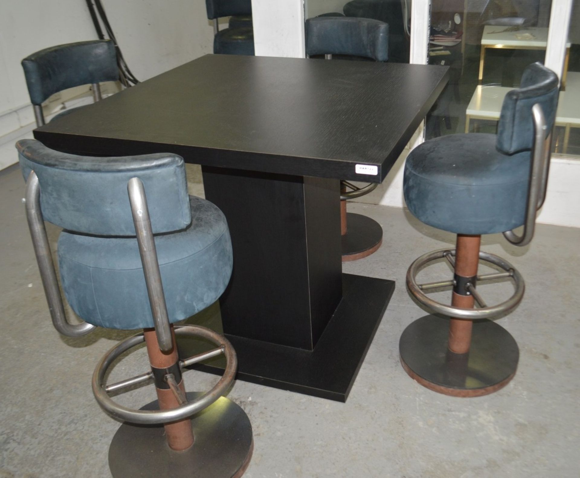 1 x Large Square Dining / Meeting Table In A Dark Wood Veneer With 4 Leather Upholstered Stools - Image 2 of 10