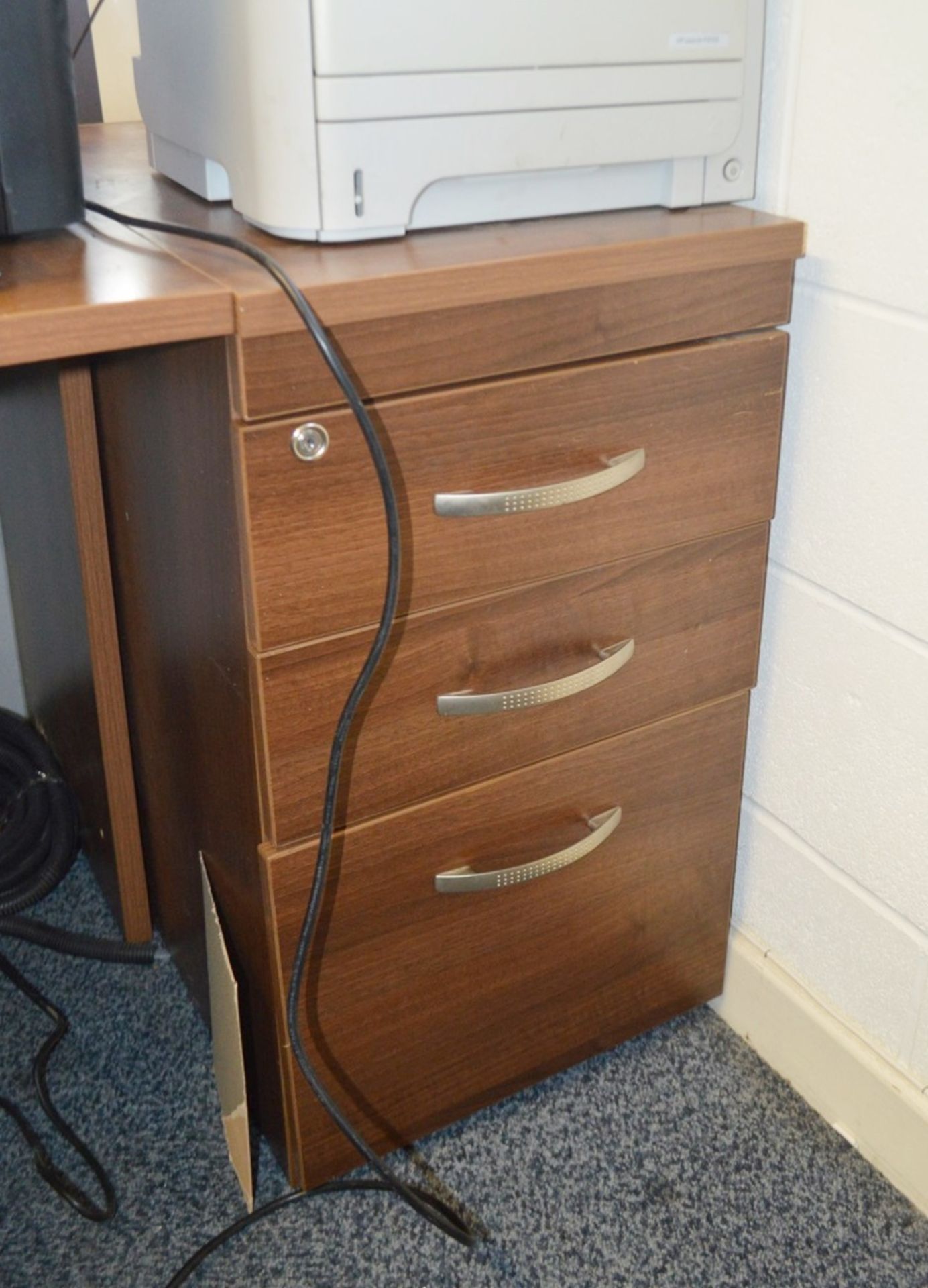 1 x Curved 3-Metre Wide Executive Reception Desk - Recently Removed From A Working Office - Image 6 of 12