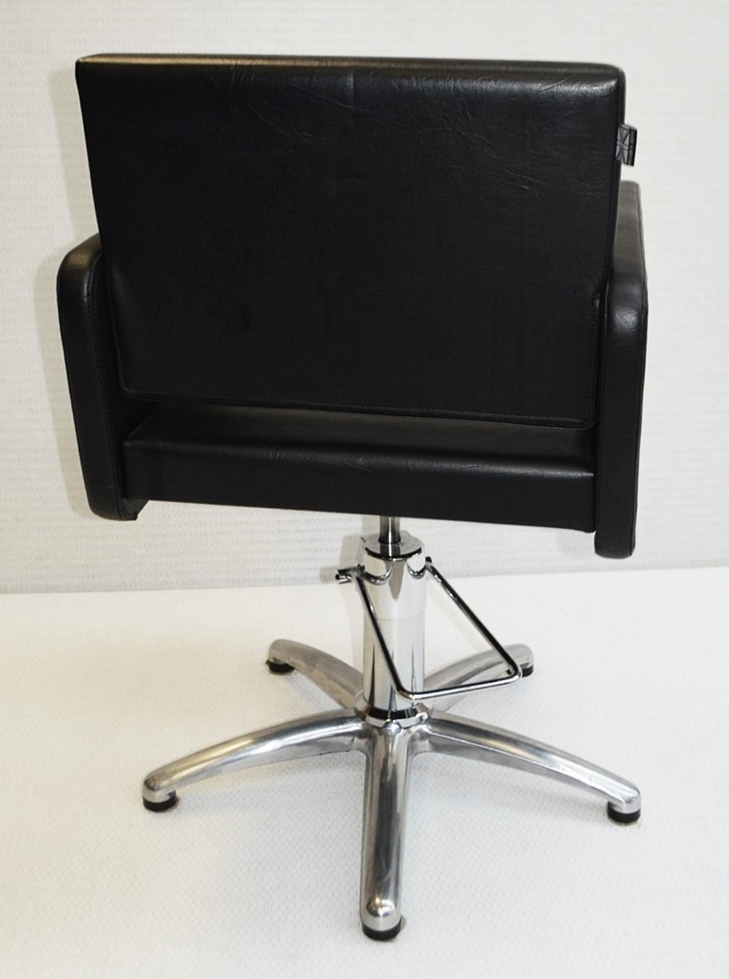 1 x Beauty Salon Hairdressing Styling Chair In Black Faux Leather - Original RRP £396.00 - Image 5 of 5