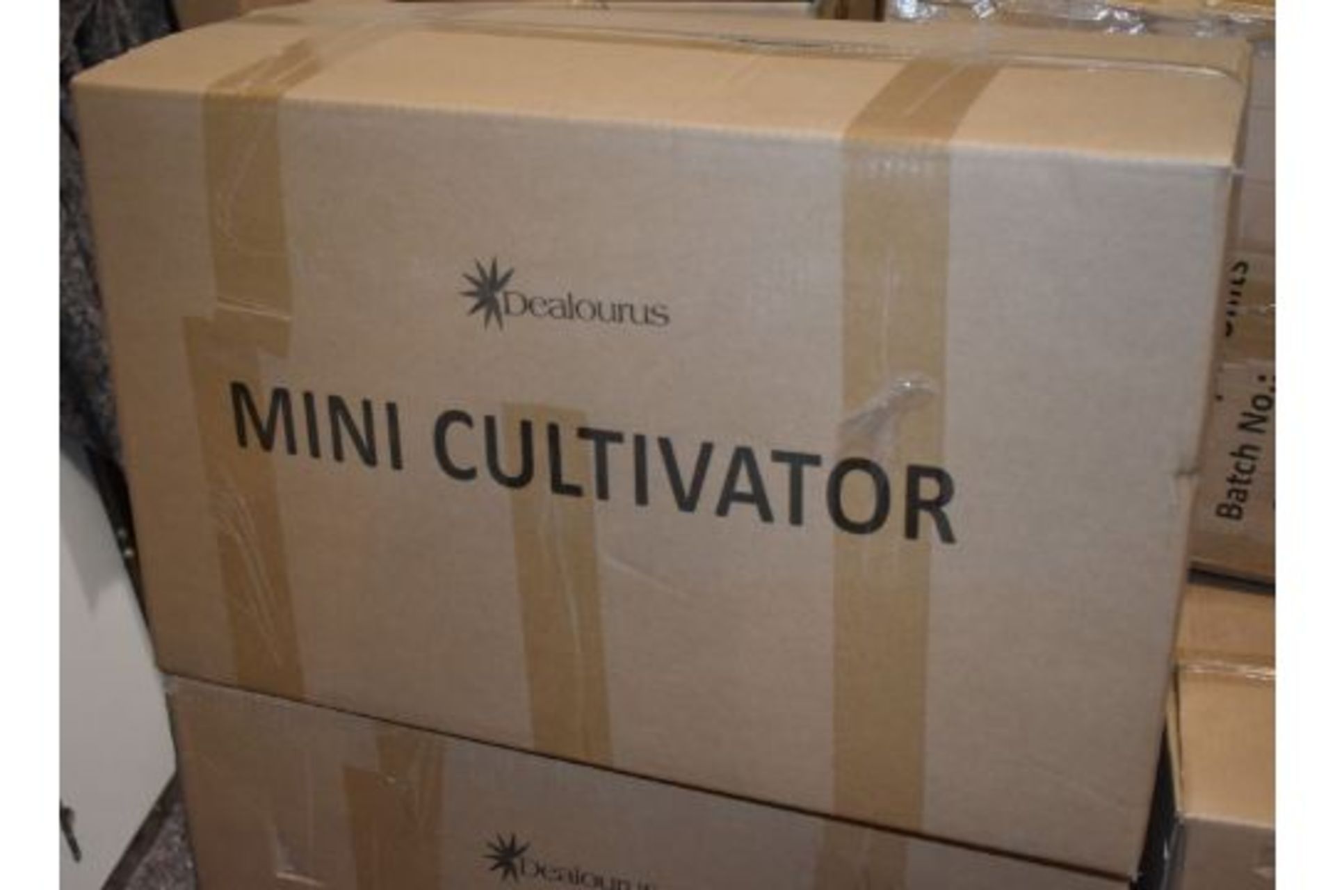 1 x High Performance 52cc Petrol Garden Cultivator - Mini Garden Tiller & Rotavator - Brand New - Image 5 of 7