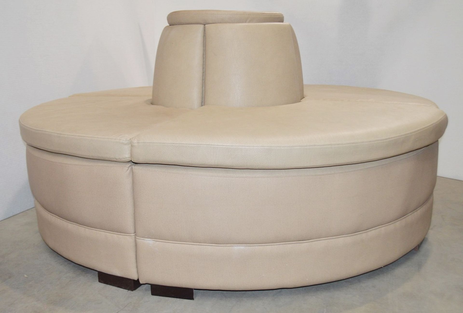 1 x Circular 4-Section Banquet Seating, Upholstered In A Premium Mocha Coloured Faux Leather - Image 10 of 10