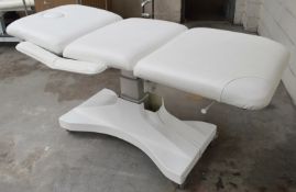 1 x Professional Electric-Hydraulic Massage Table With LINAK 4-Function Remote Control - Ref: HMS131