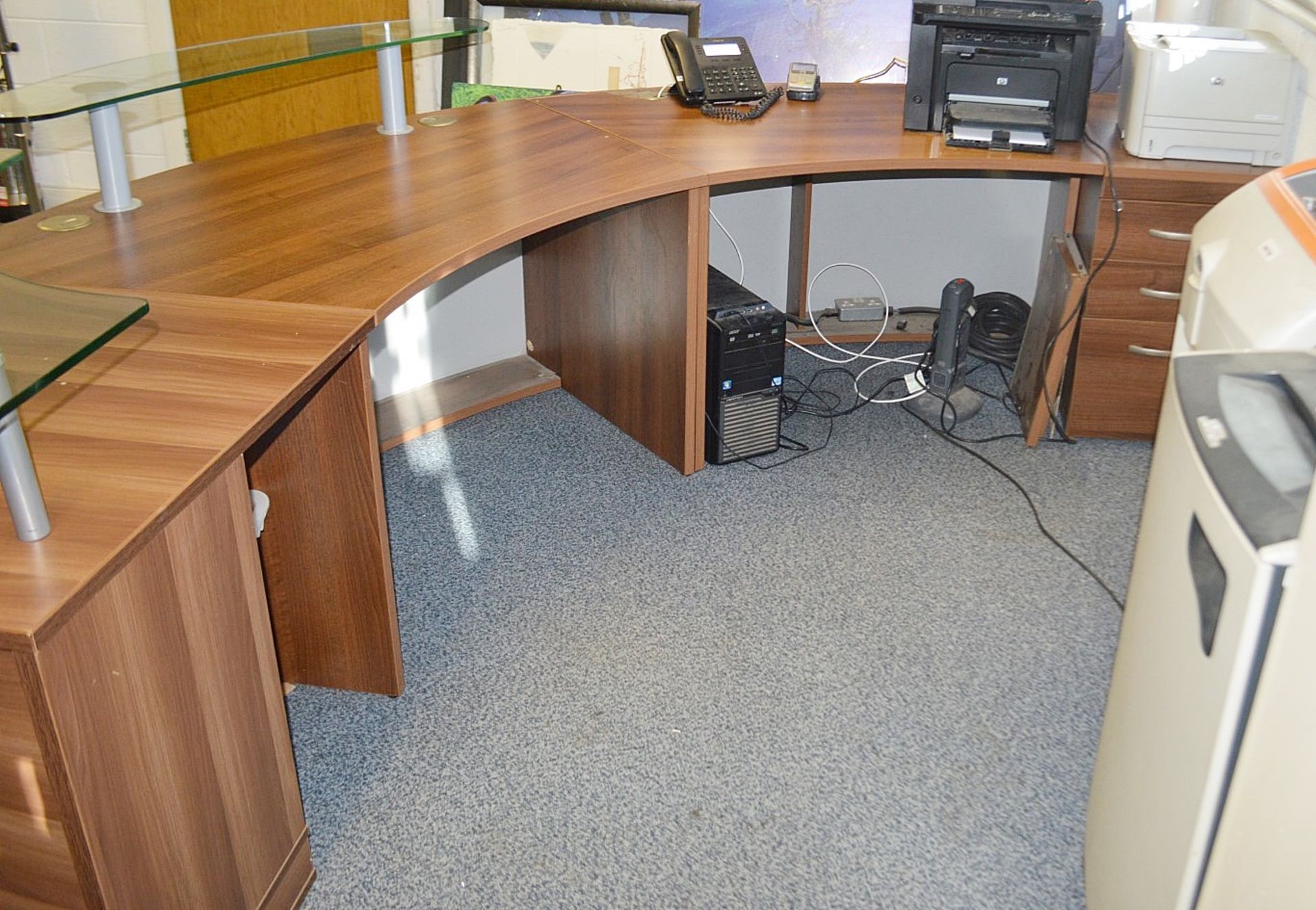 1 x Curved 3-Metre Wide Executive Reception Desk - Recently Removed From A Working Office - Image 4 of 12