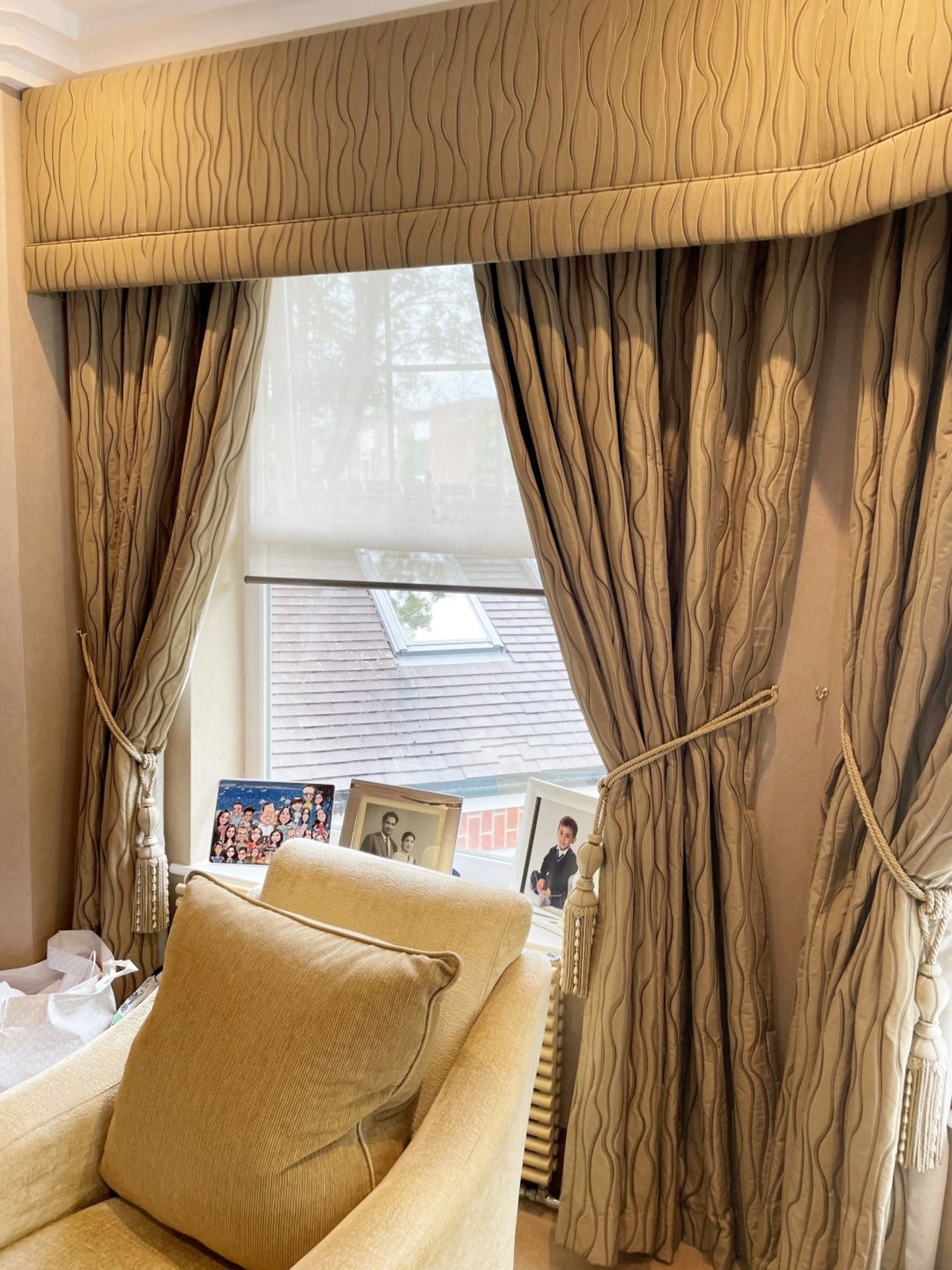 3 x Pairs of Premium Quality Curtains - Each Includes Pelmets, Ties & Blinds - NO VAT - Image 5 of 14