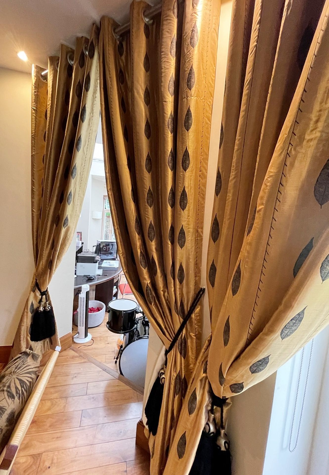 3 x Sets Of Bespoke Premium Quality Lined Curtains In Gold With A Leaf Design - 285cm Drop - Image 20 of 20