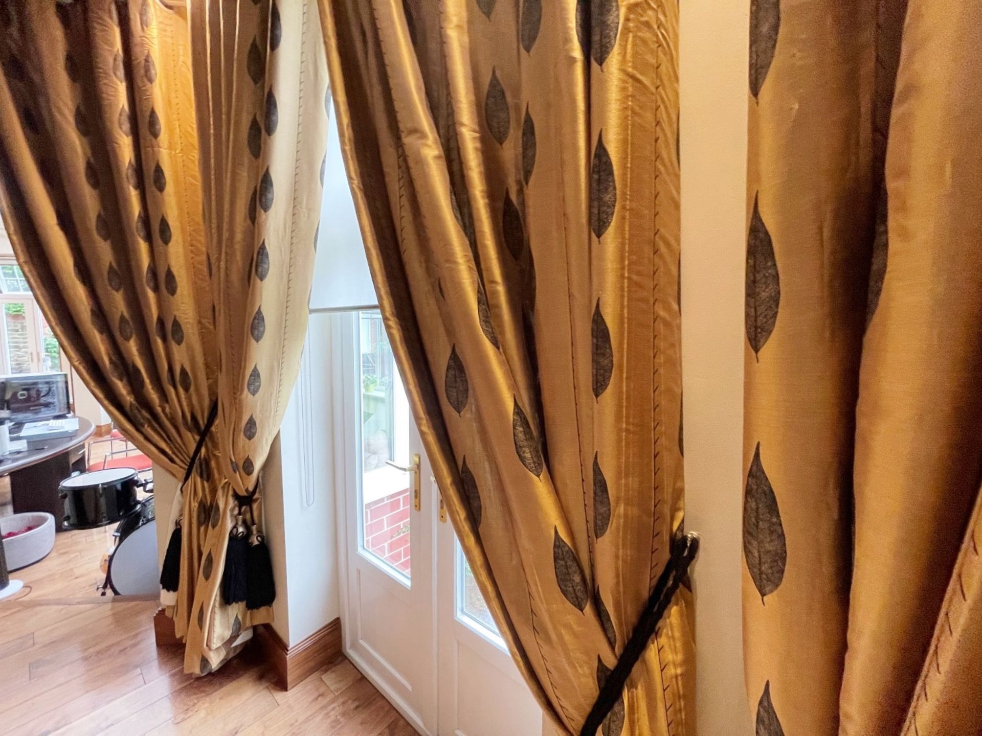 3 x Sets Of Bespoke Premium Quality Lined Curtains In Gold With A Leaf Design - 285cm Drop - Image 7 of 20