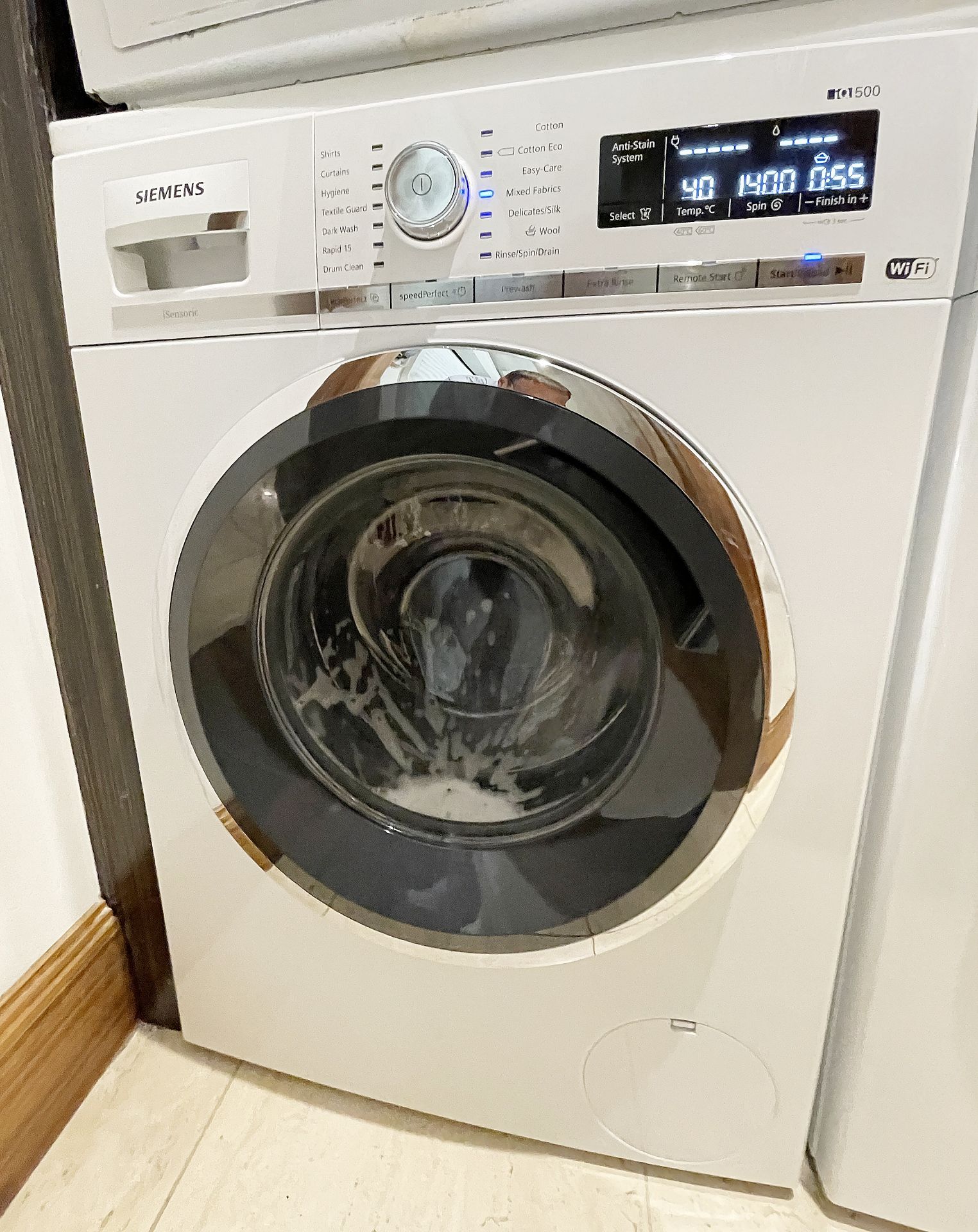 1 x Siemens IQ-500 Integrated 8Kg Washing Machine with 1400 rpm - White - C Rated - Dimensions: