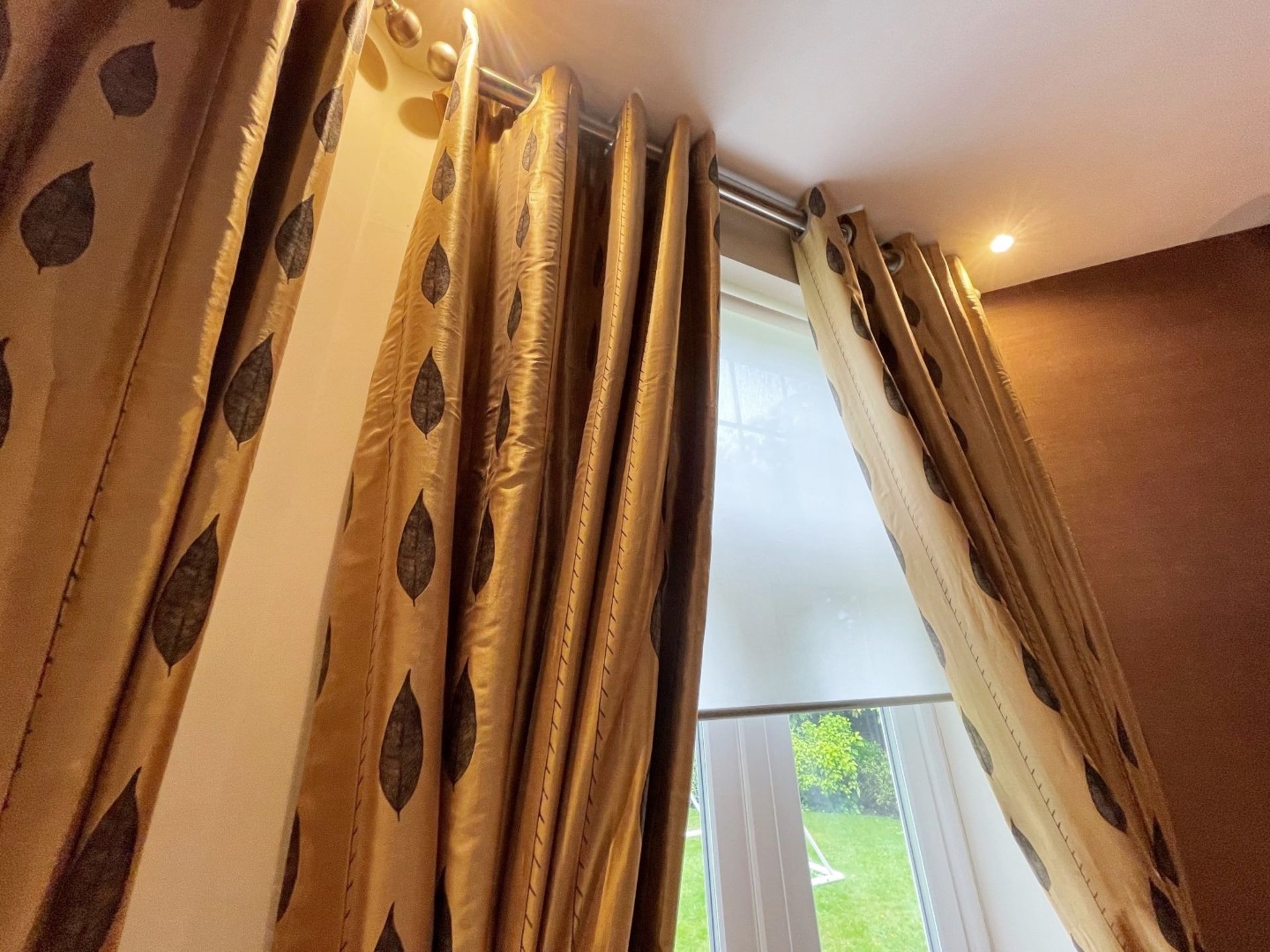 3 x Sets Of Bespoke Premium Quality Lined Curtains In Gold With A Leaf Design - 285cm Drop - Image 19 of 20