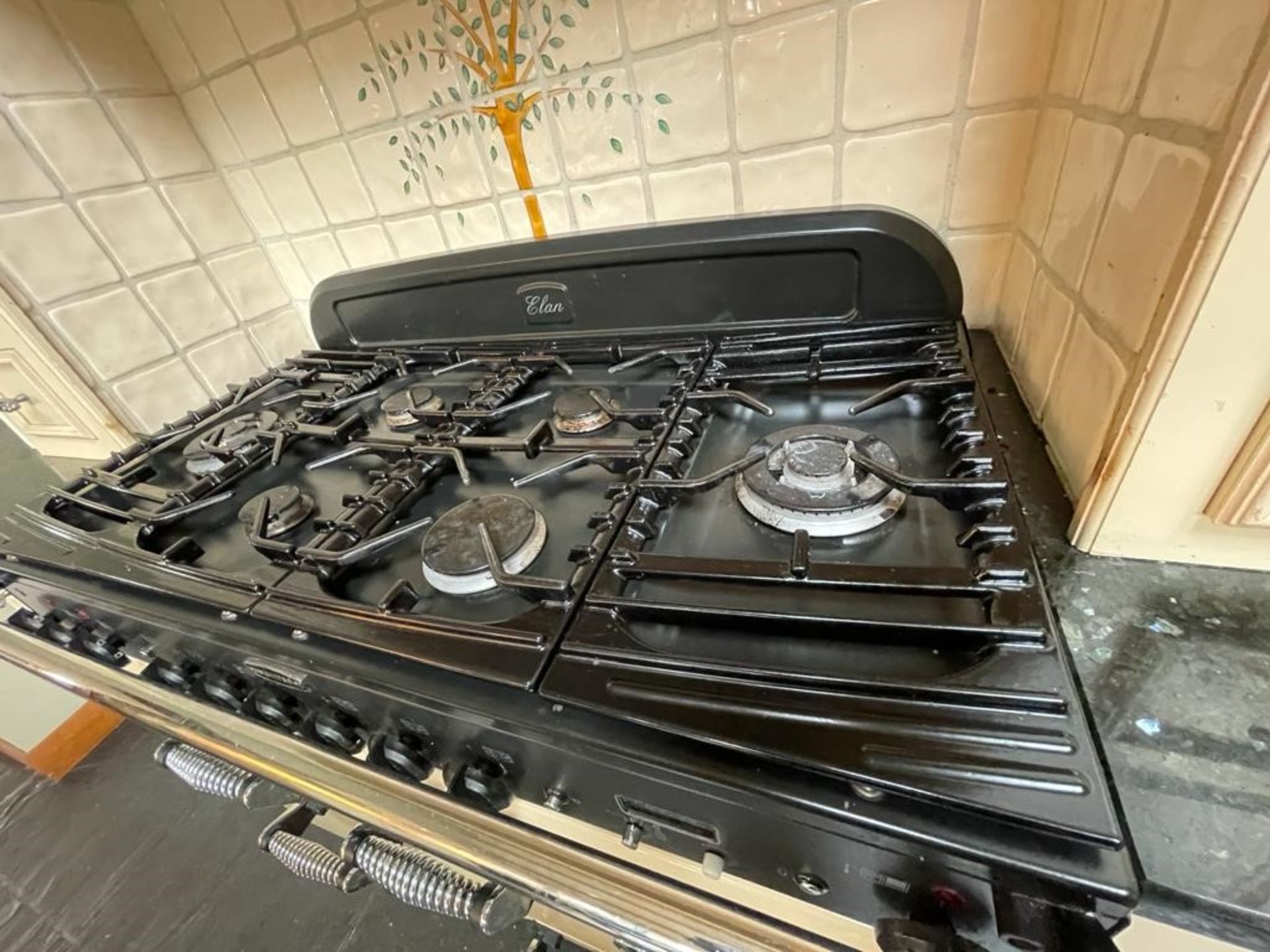 1 x RANGEMASTER ELAN 110 Dual Fuel Kitchen Range Cooker In Cream, Black And Chrome - Dimensions: 110 - Image 11 of 13