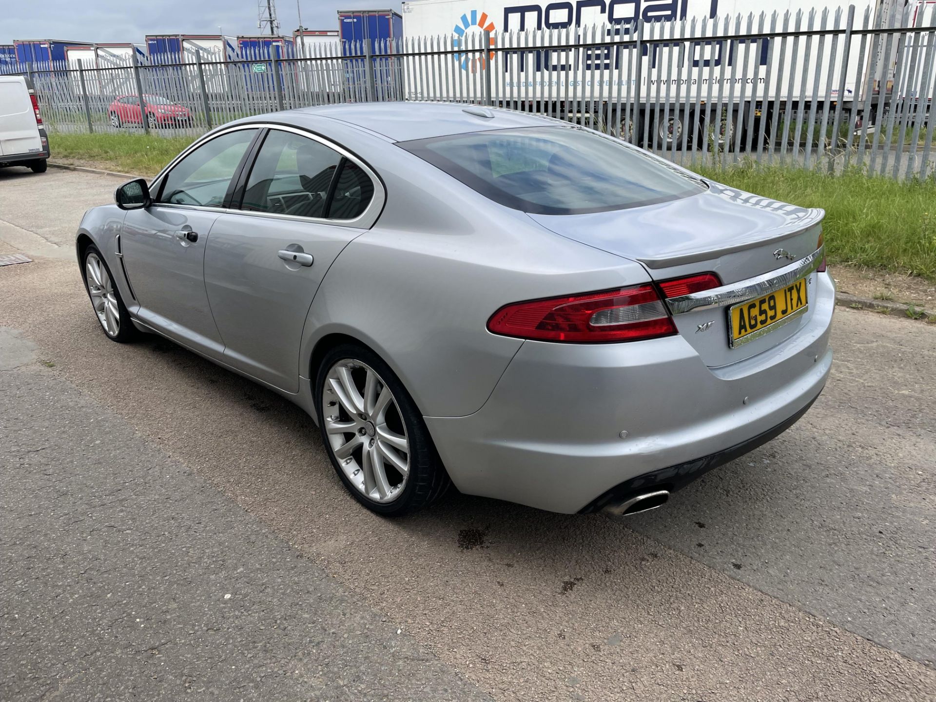 2010 Jaguar XF S Premium Luxury V6 A 5dr Saloon Silver - CL505 - NO VAT ON THE HAMMER - Location: - Image 5 of 12