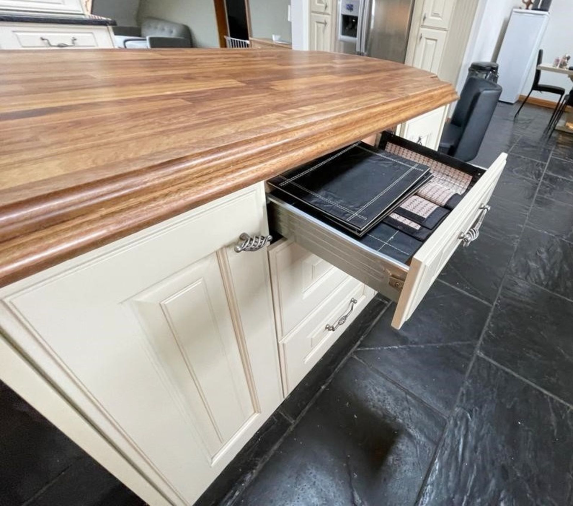 1 x Solid Wood Hand Painted Fitted Kitchen With Contemporary Island and Granite Worktops - NO VAT ON - Image 14 of 83