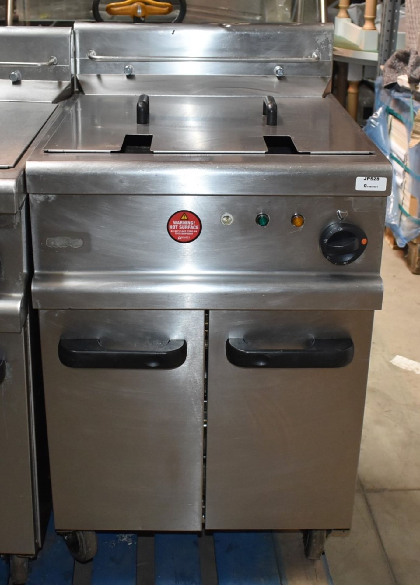 1 x Lincat Opus 700 OE7113 Single Large Tank Electric Fryer With Built In Filteration - 240V / 3PH P - Image 4 of 12