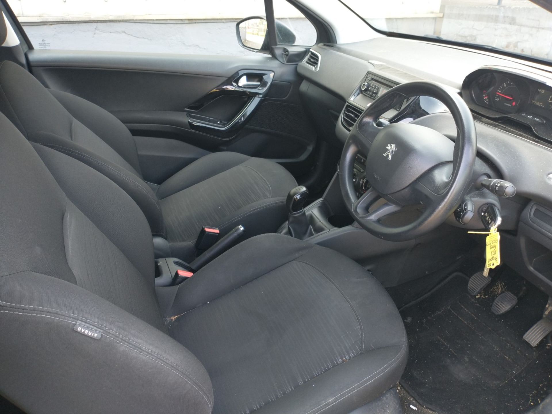 2013 Peugeot 208 Access 3dr hatchback 1.0 petrol - CL505 - Ref: VVS030 - NO VAT ON THE HAMMER - Loca - Image 9 of 18