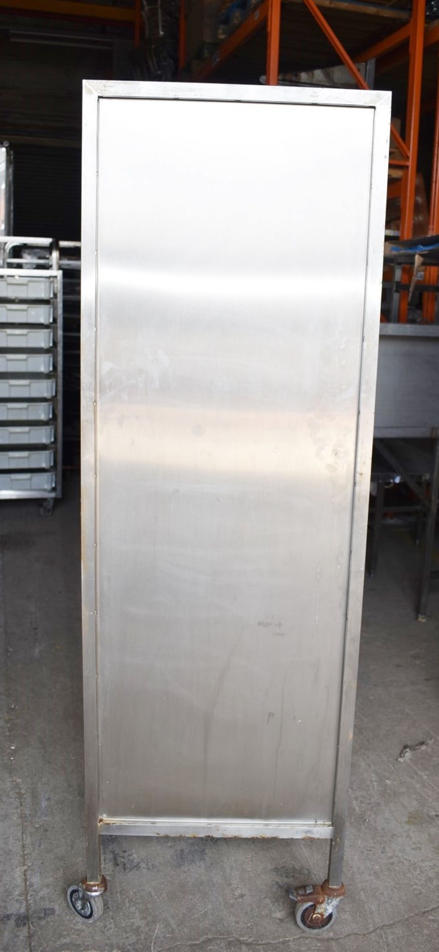 1 x Stainless Steel Commercial Mobile Kitchen Shelf Unit - Three Tier With Closed Side and Back Pane - Image 3 of 7