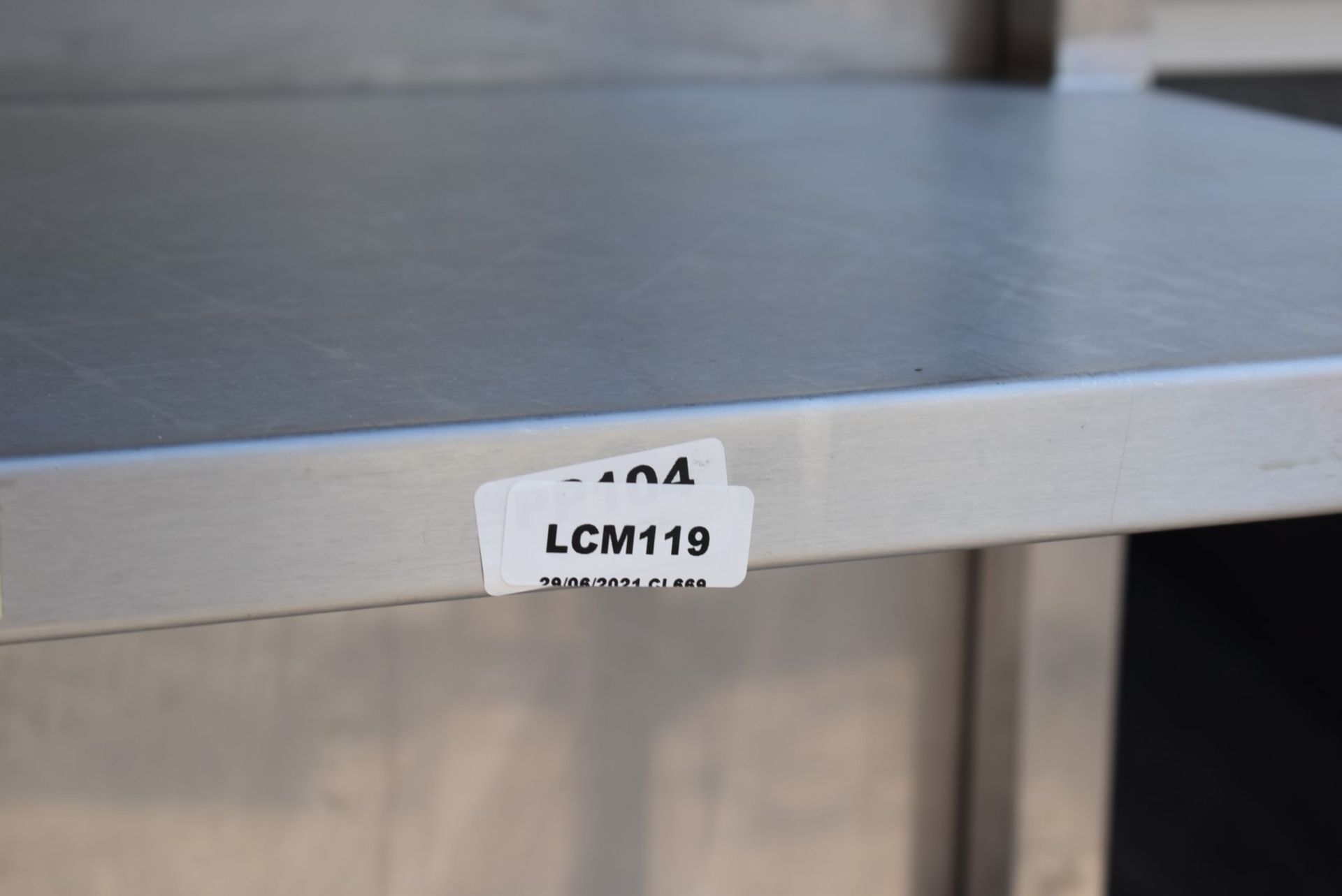 1 x Stainless Steel Commercial Kitchen Shelf Unit - Three Tier With Closed Back Panel - Recently Rem - Image 5 of 7