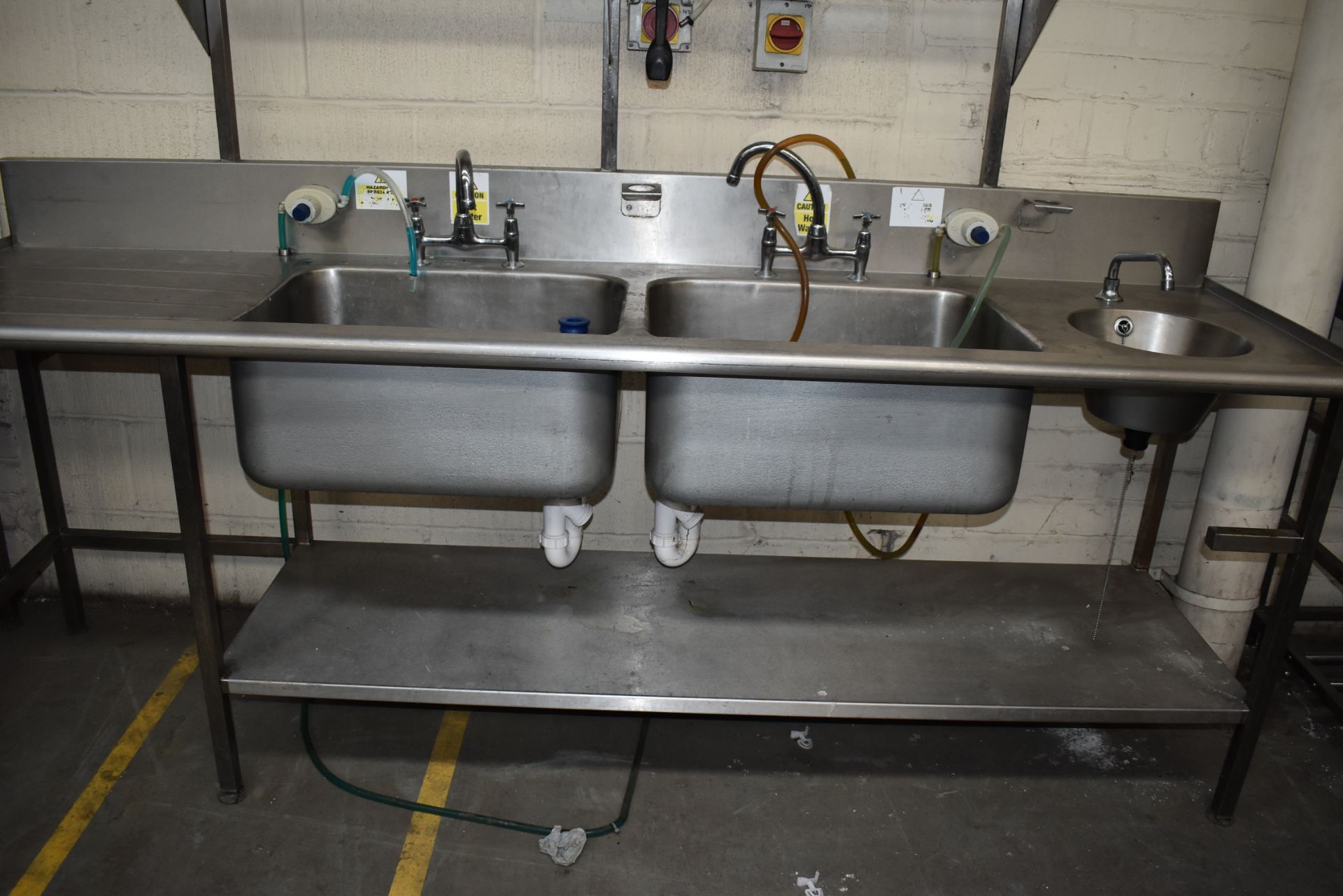 1 x Stainless Steel Commercial Wash Basin Unit With Twin Sink Bowl, Mixer Taps, Undershelf, Upstands - Image 8 of 8