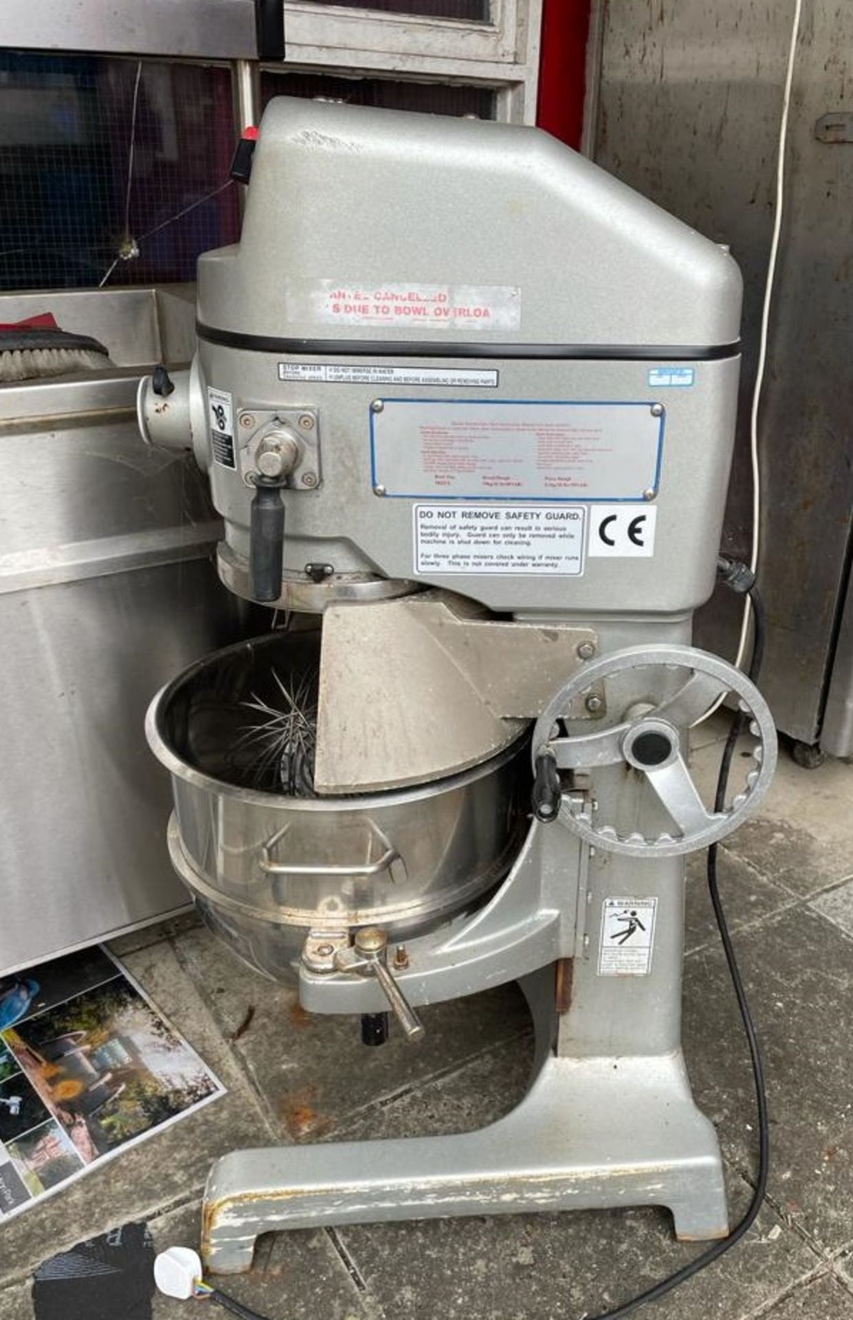 1 x Chef Quip Mixing Mincing Machine With Bowl and Attachment - CL667 - Location: Brighton,
