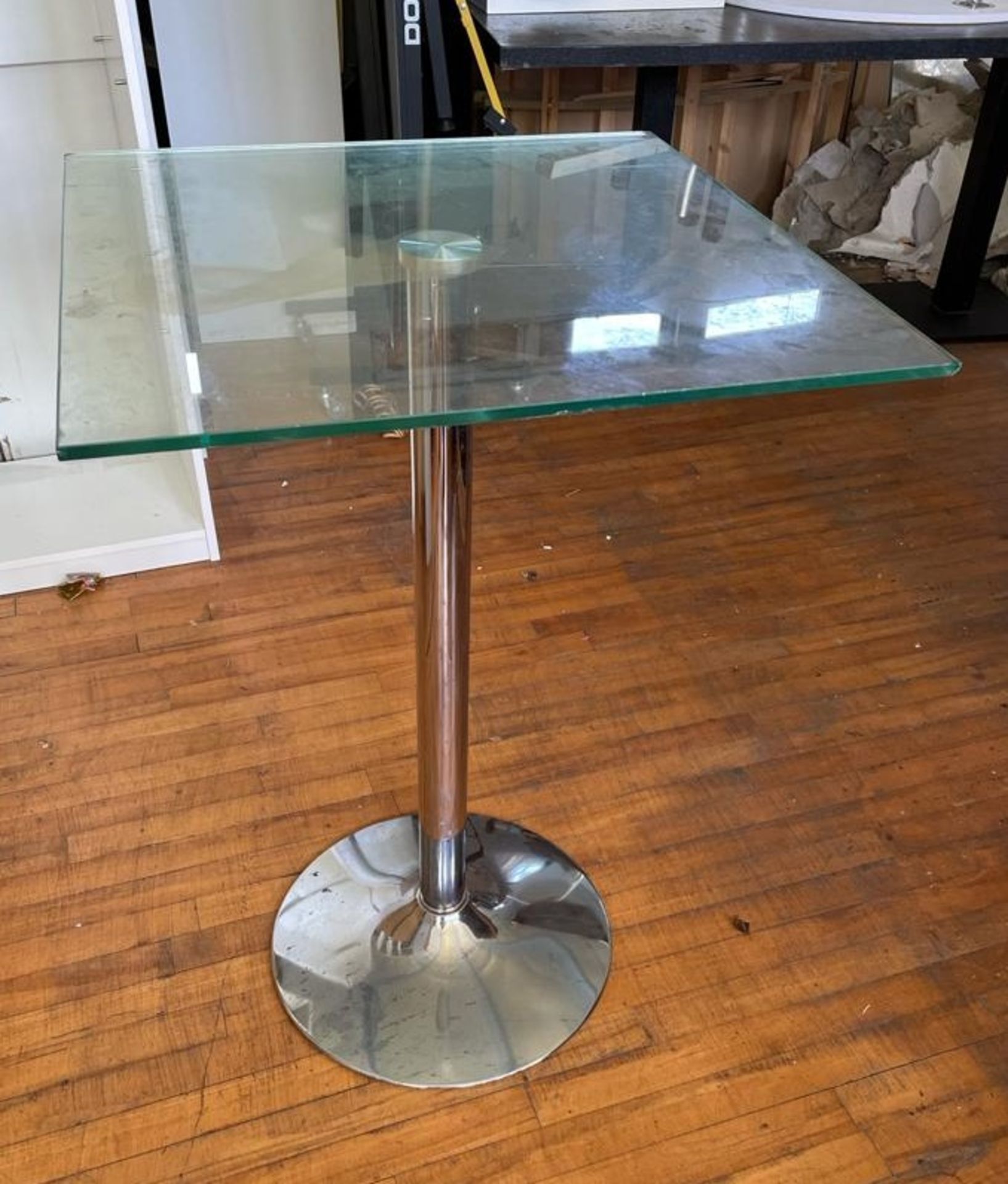 4 x Poseur Tables Features Chrome Bases and Glass Tops - CL667 - Location: Brighton, Sussex, - Image 2 of 2